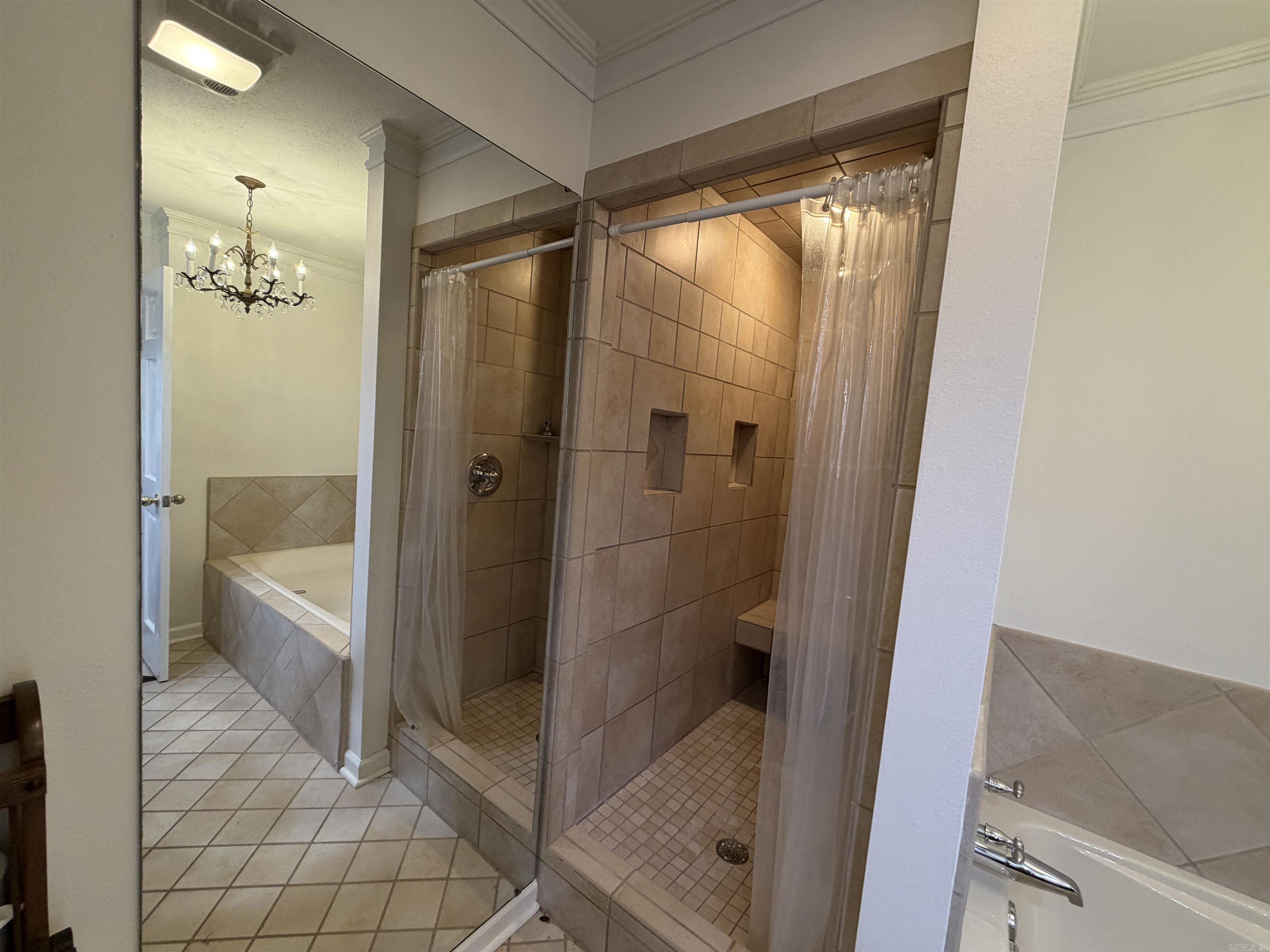 901 Robin Road Property Photo 24