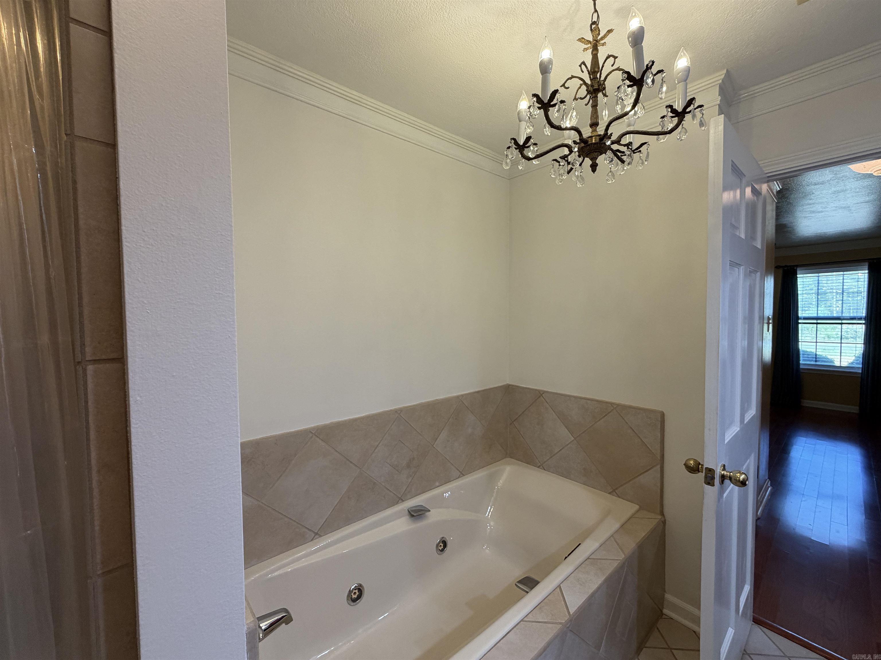 901 Robin Road Property Photo 26
