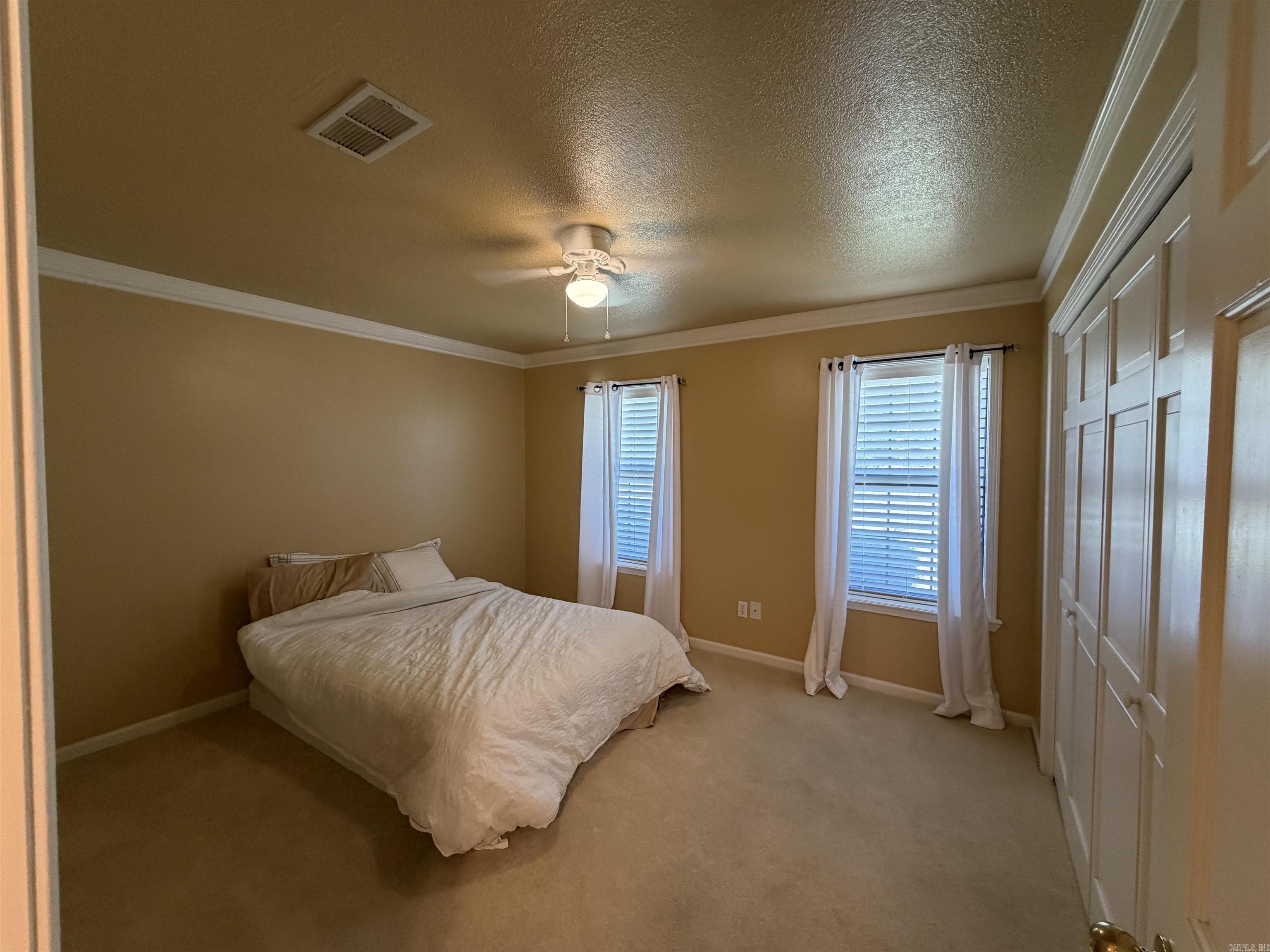901 Robin Road Property Photo 29