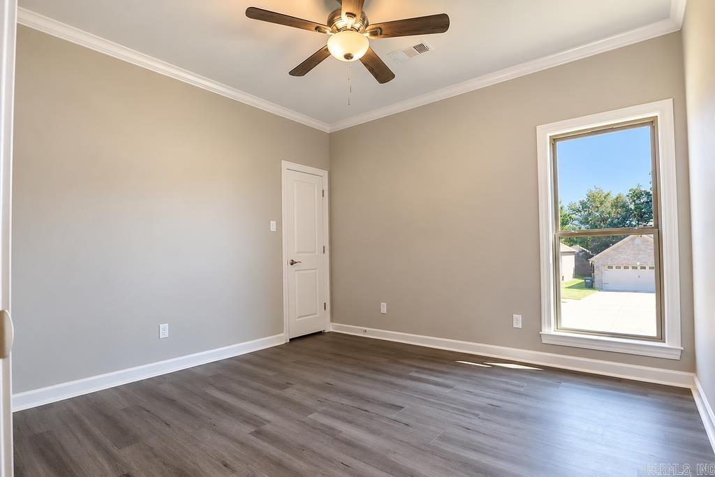 9401 Journey Dr Property Photo 32