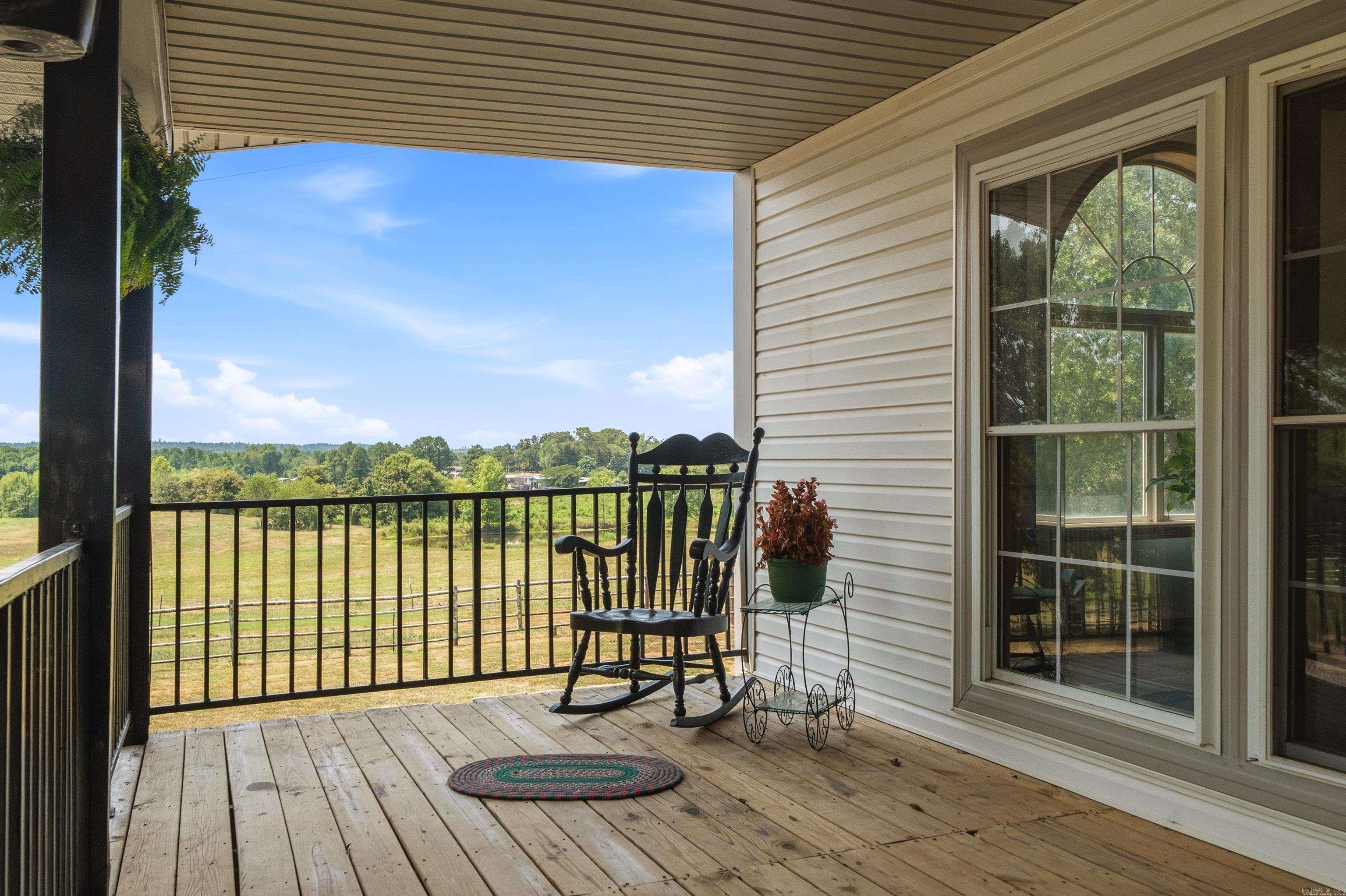 126 Calico Property Photo 4