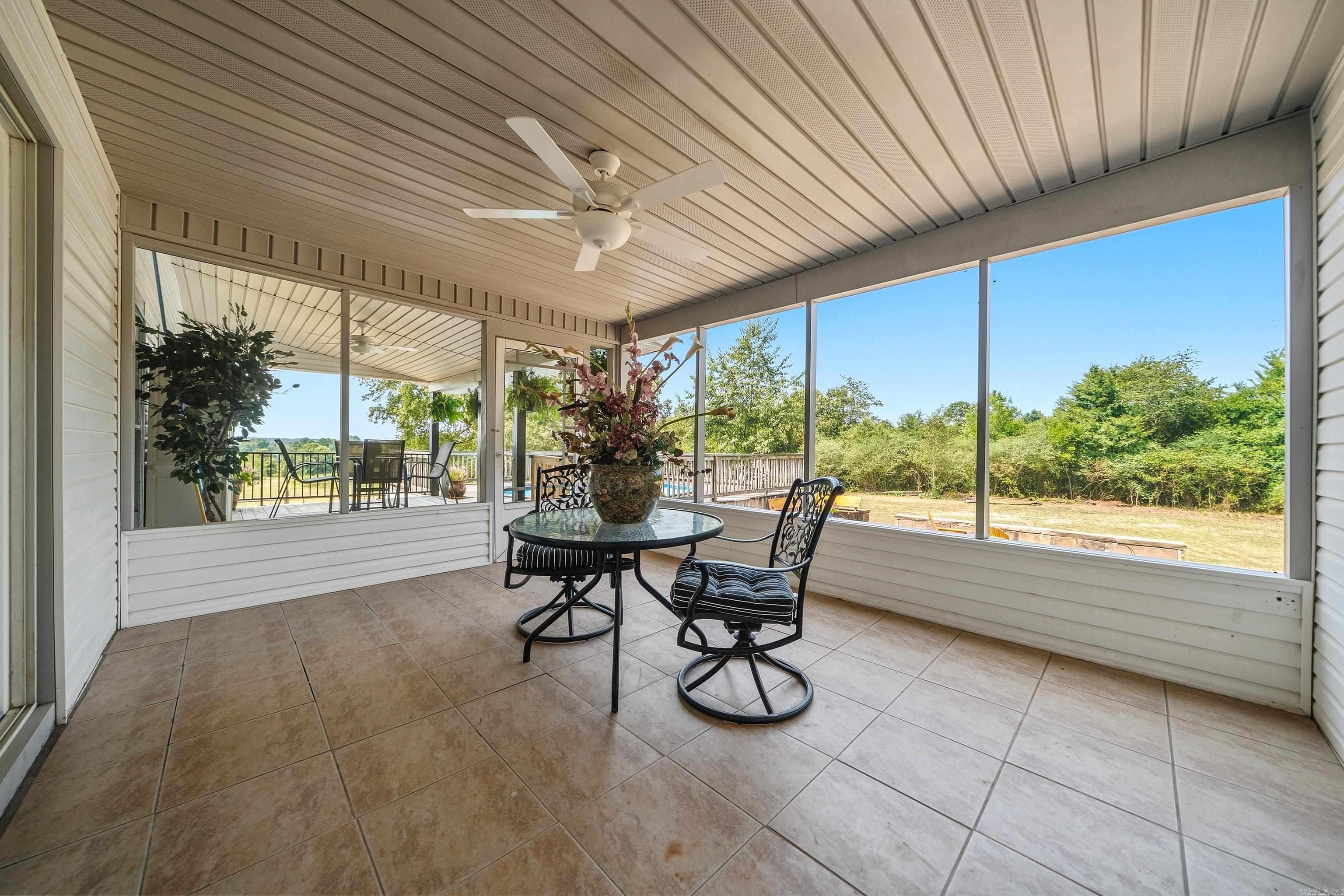 126 Calico Property Photo 34