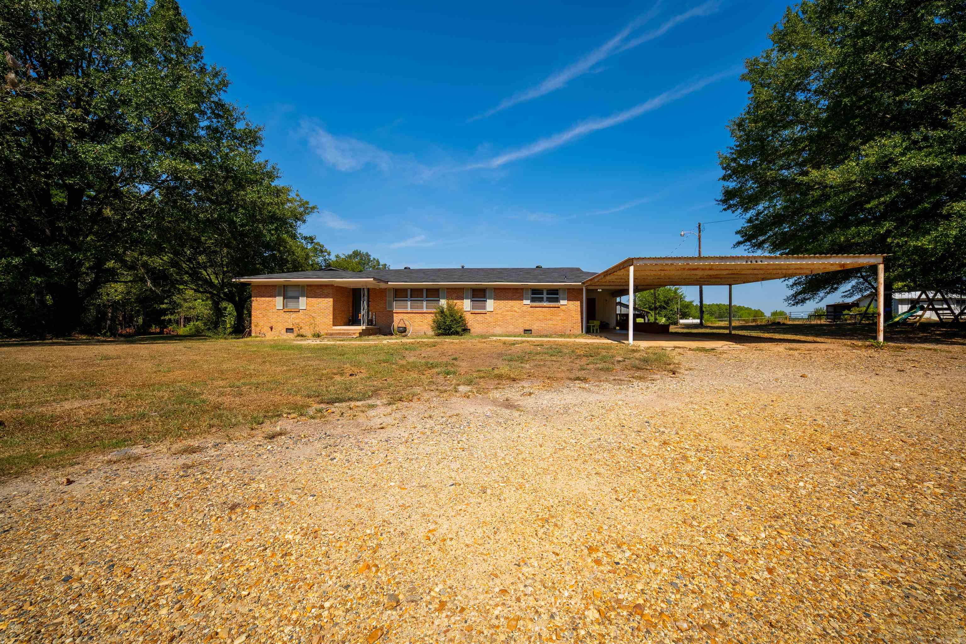 7654 Mount Holly Highway Property Photo 1