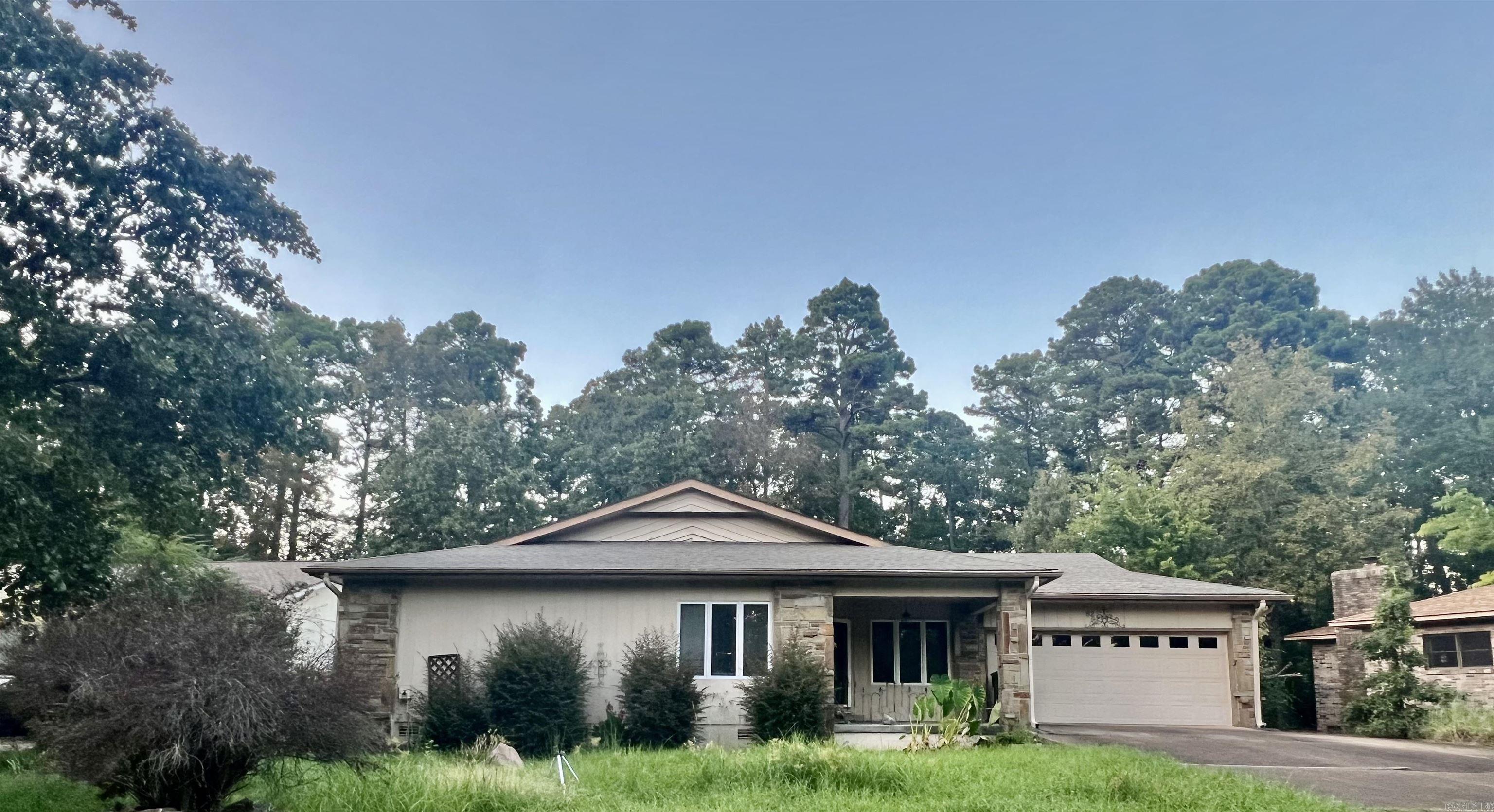82 Almazan Way Property Photo 1