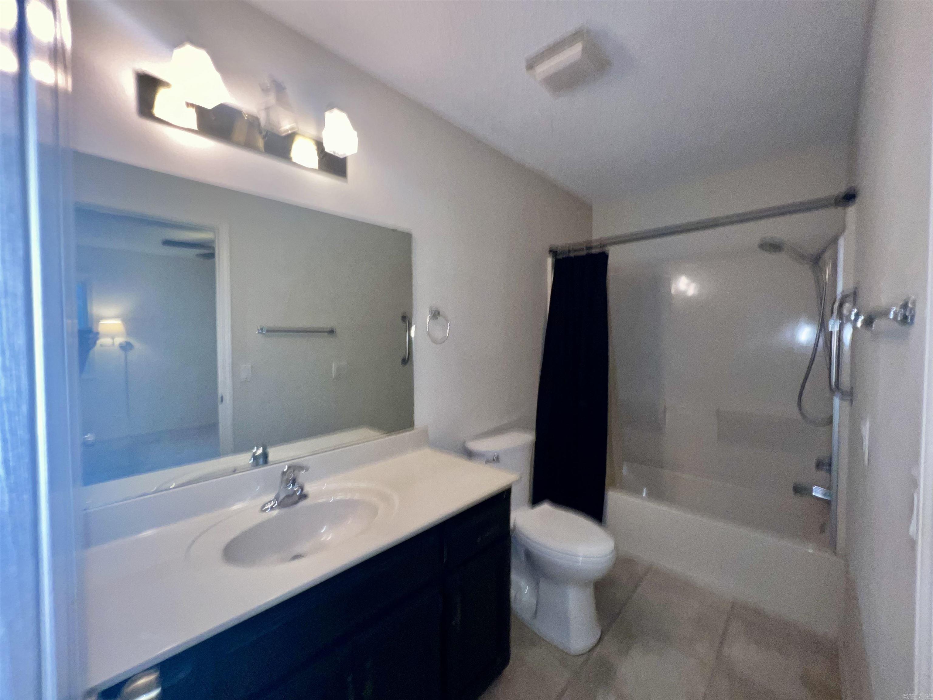 82 Almazan Way Property Photo 12