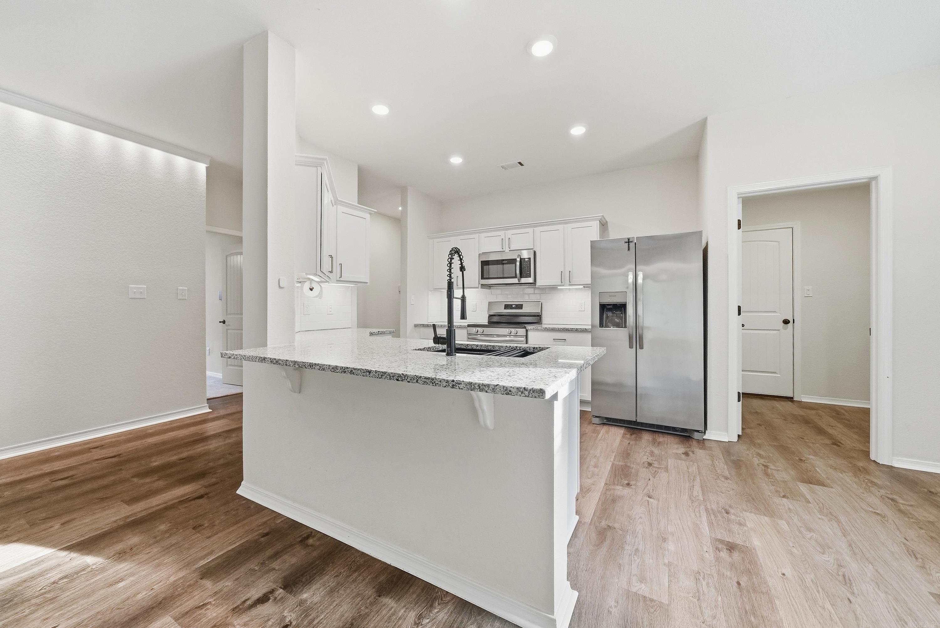 1230 Crotale Street Property Photo 2