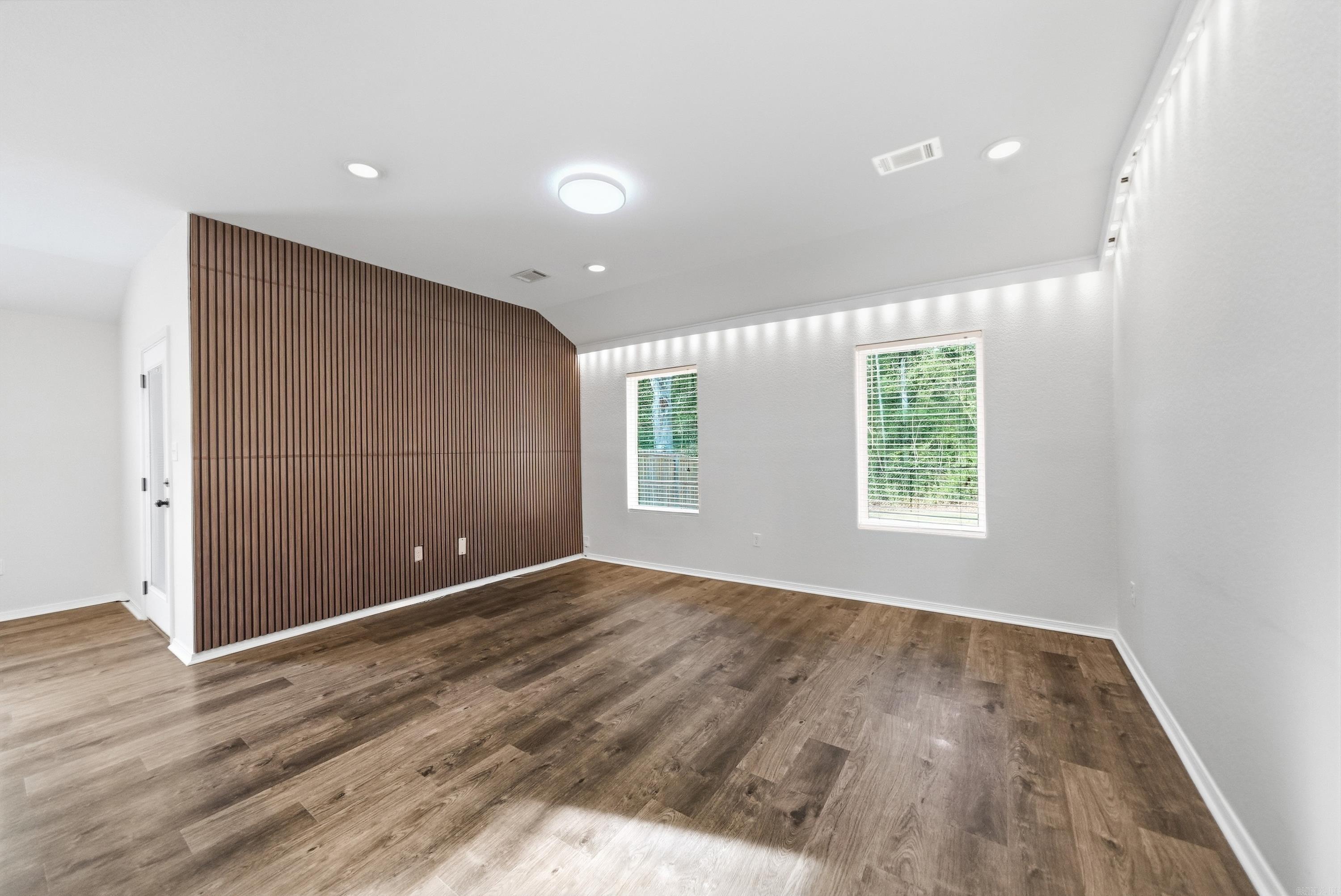 1230 Crotale Street Property Photo 3