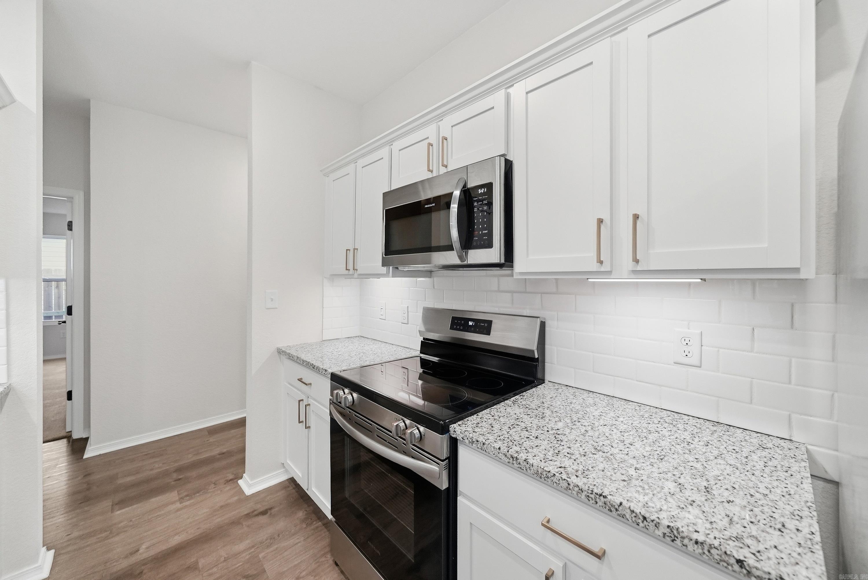 1230 Crotale Street Property Photo 8
