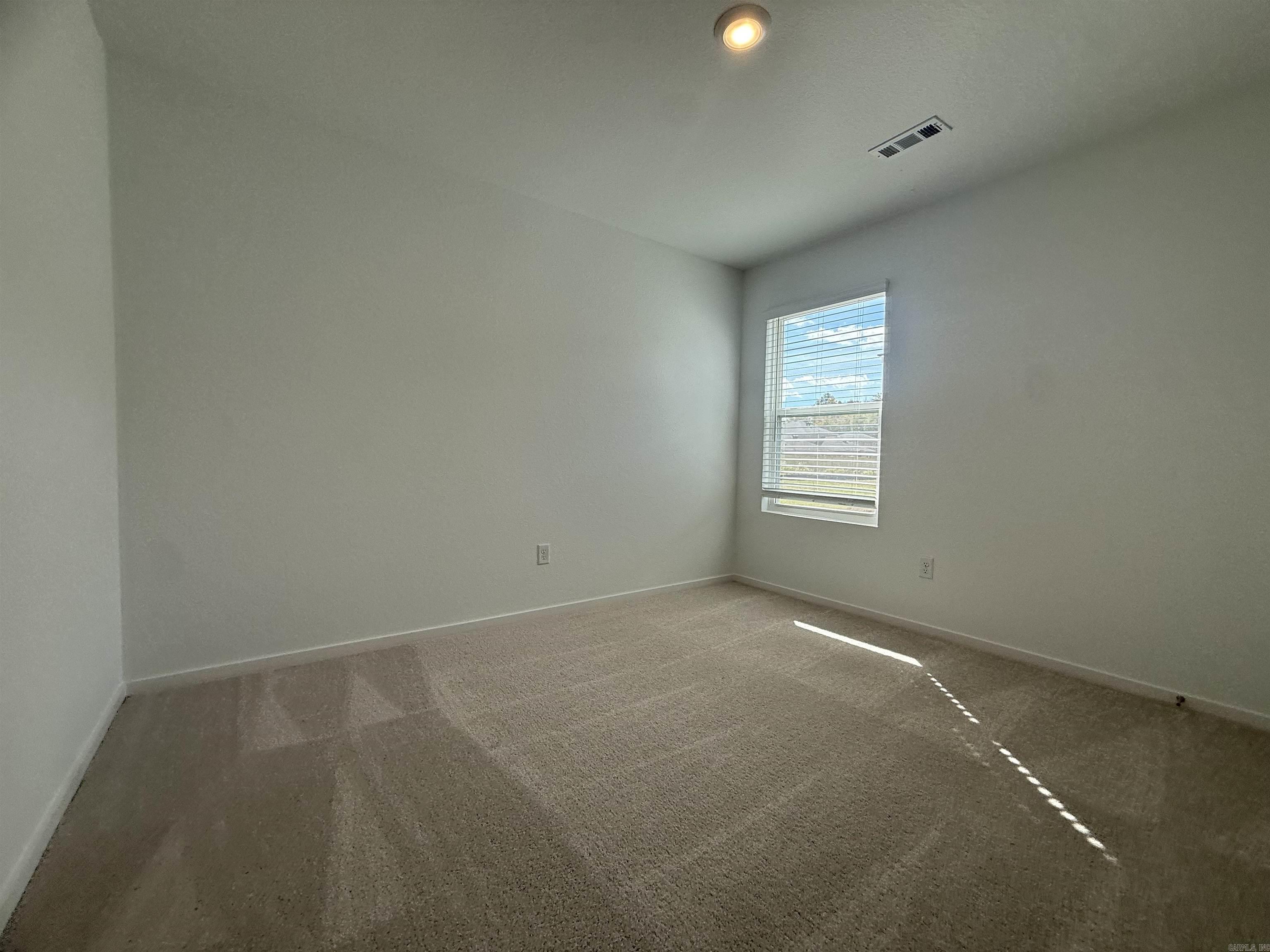 112 Lucy Lane Property Photo 13