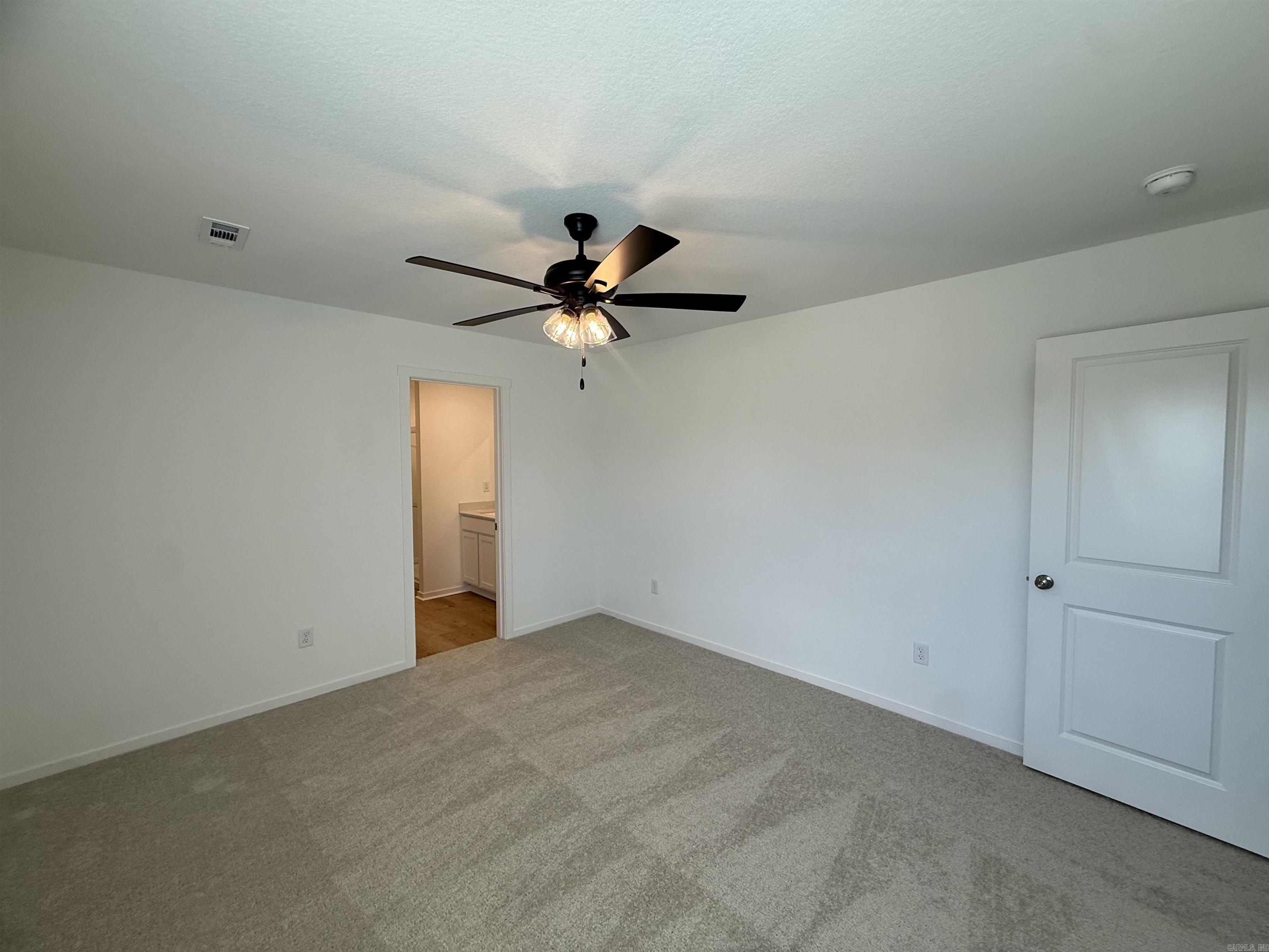 112 Lucy Lane Property Photo 14