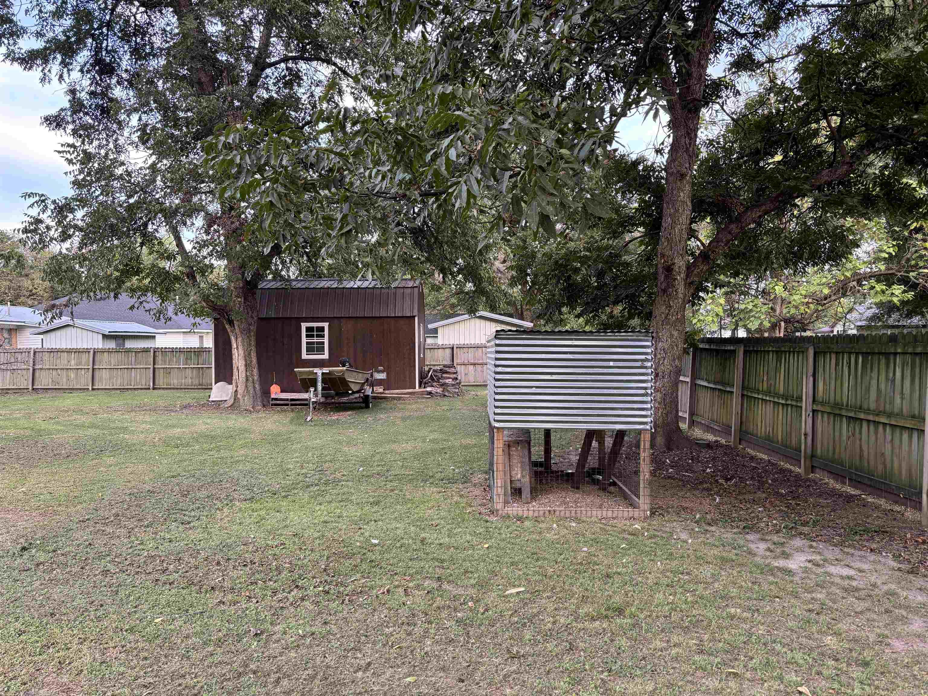 313 Nw Edgar Property Photo 5