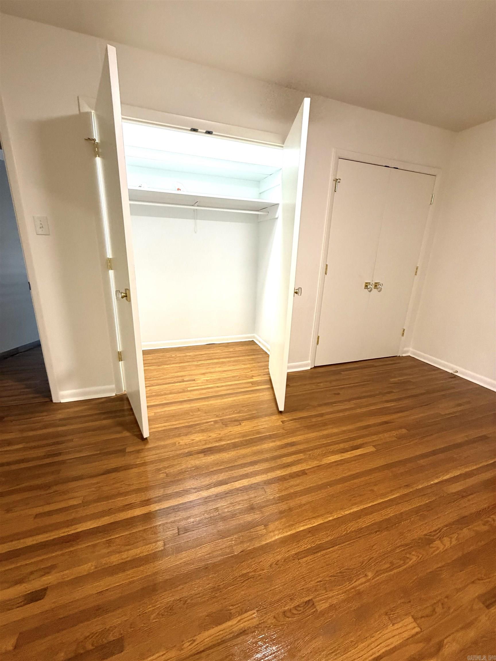 4804 N Locust Street Property Photo 20