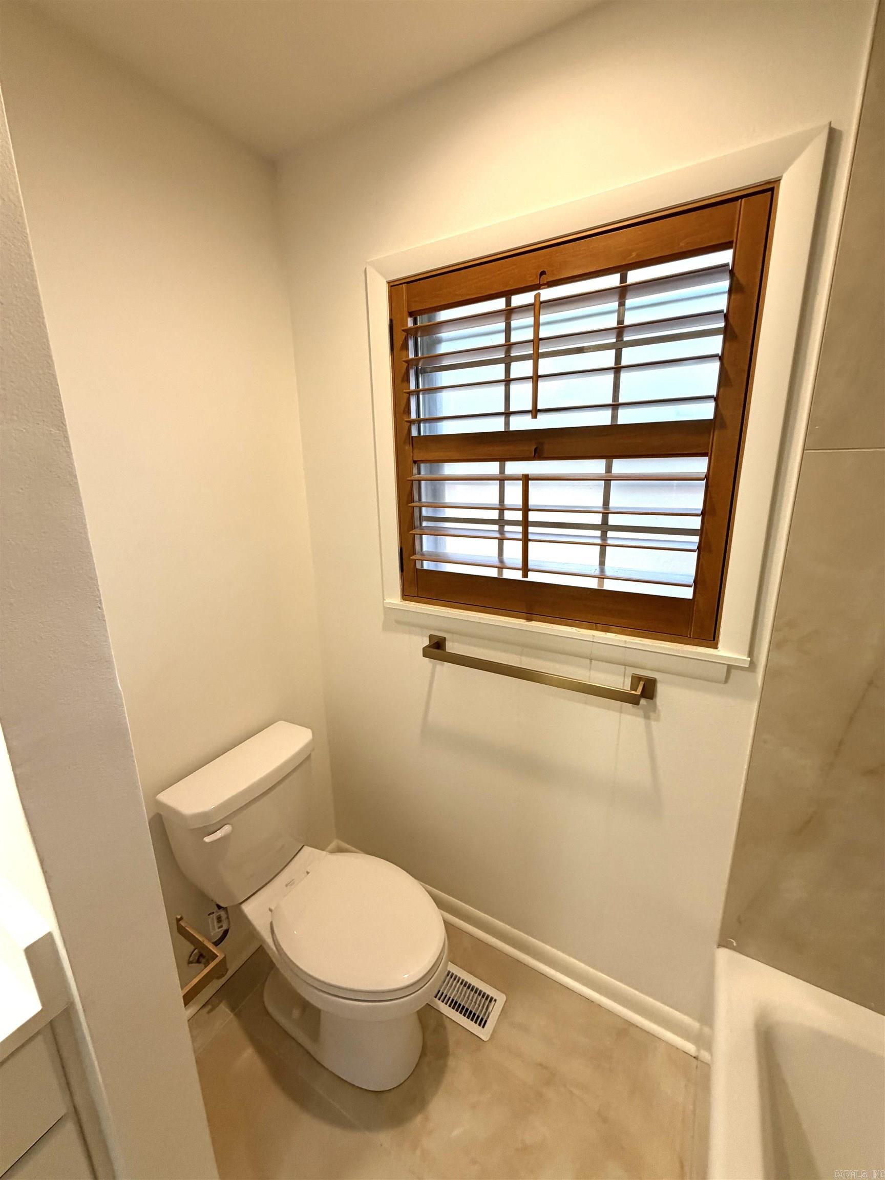 4804 N Locust Street Property Photo 29