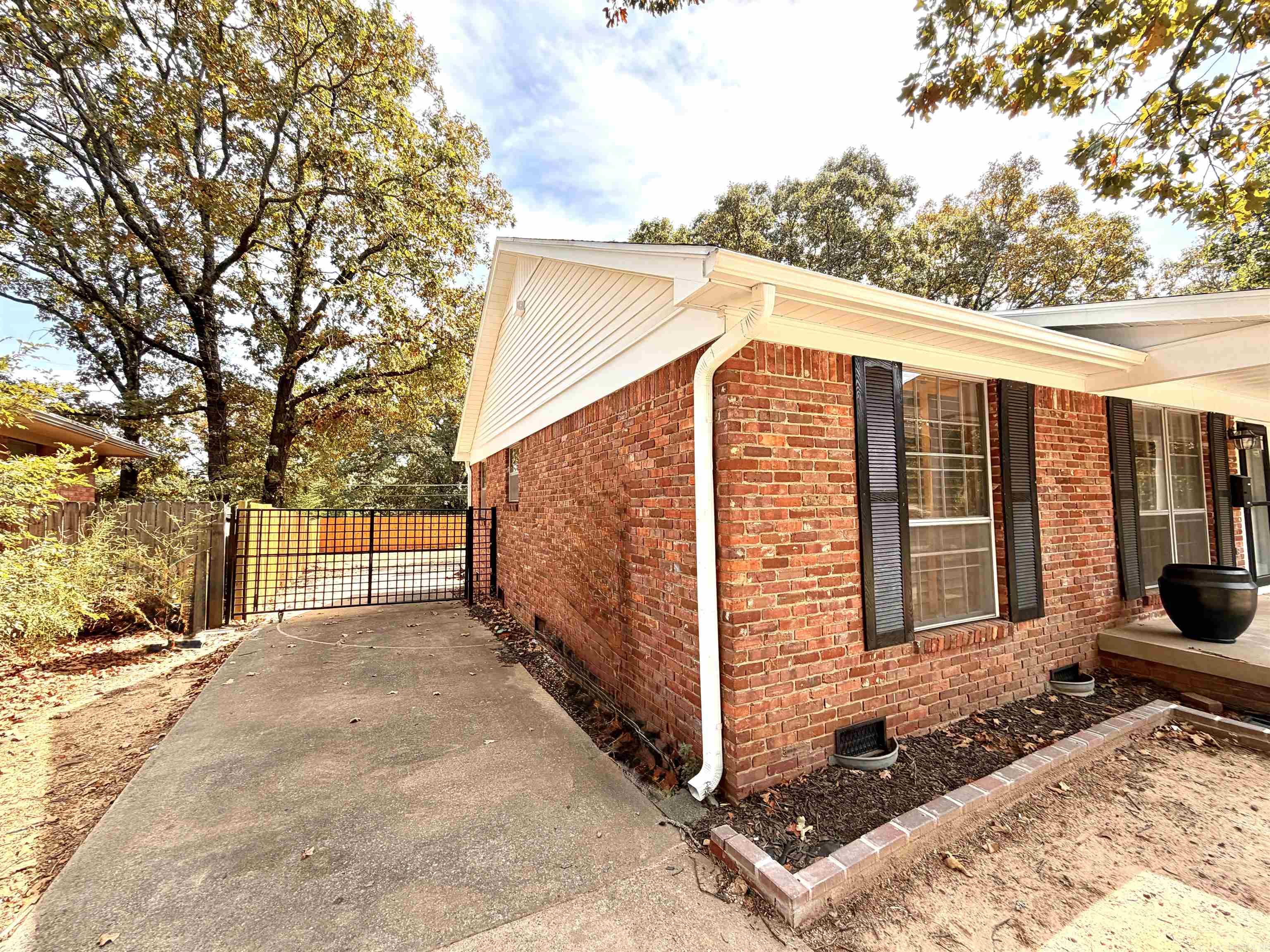 4804 N Locust Street Property Photo 46