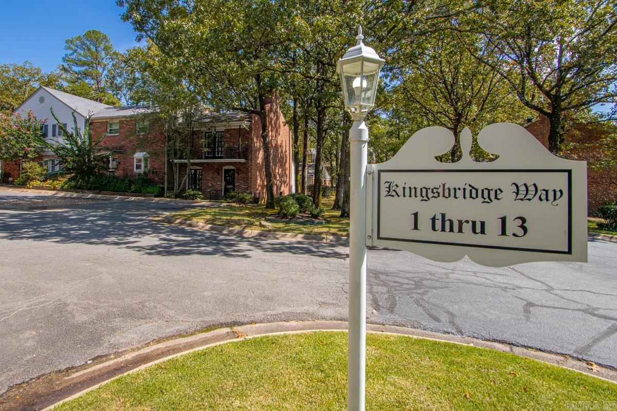 13 Kingsbridge Way Property Photo 2