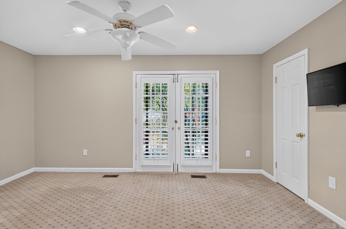 13 Kingsbridge Way Property Photo 12