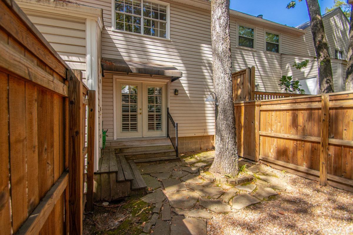 13 Kingsbridge Way Property Photo 24