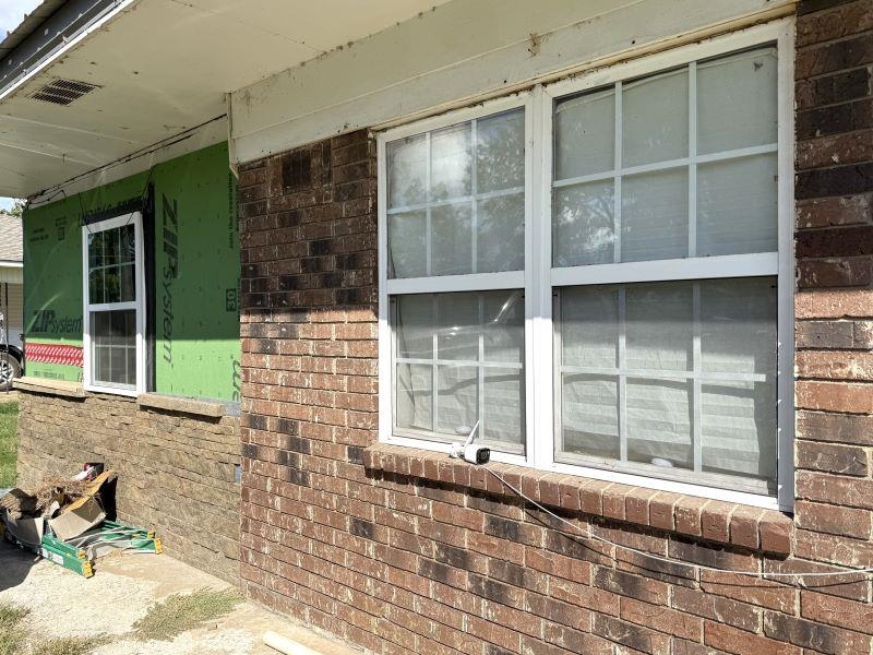 1033 Midway Property Photo 3