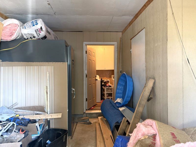 1033 Midway Property Photo 13