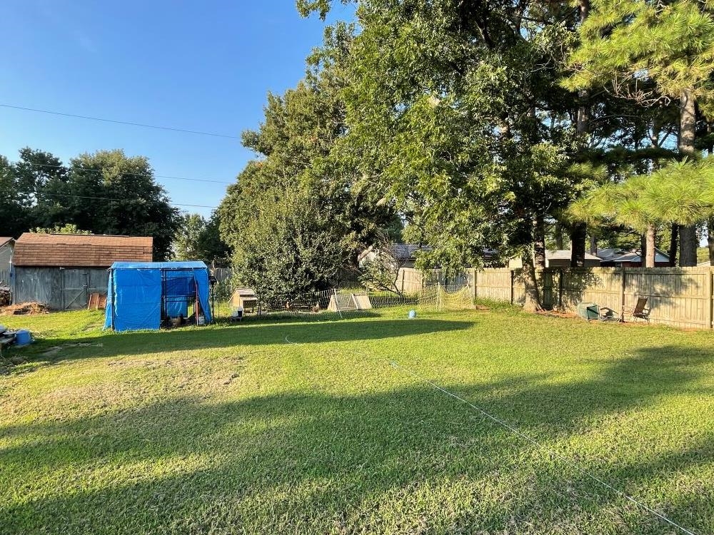 1033 Midway Property Photo 14