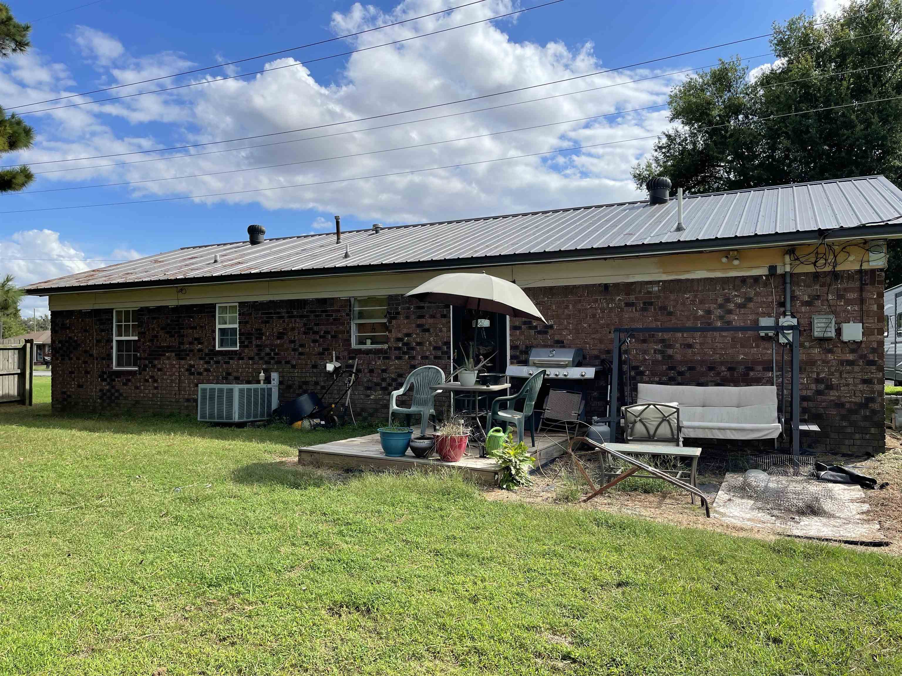 1033 Midway Property Photo 16