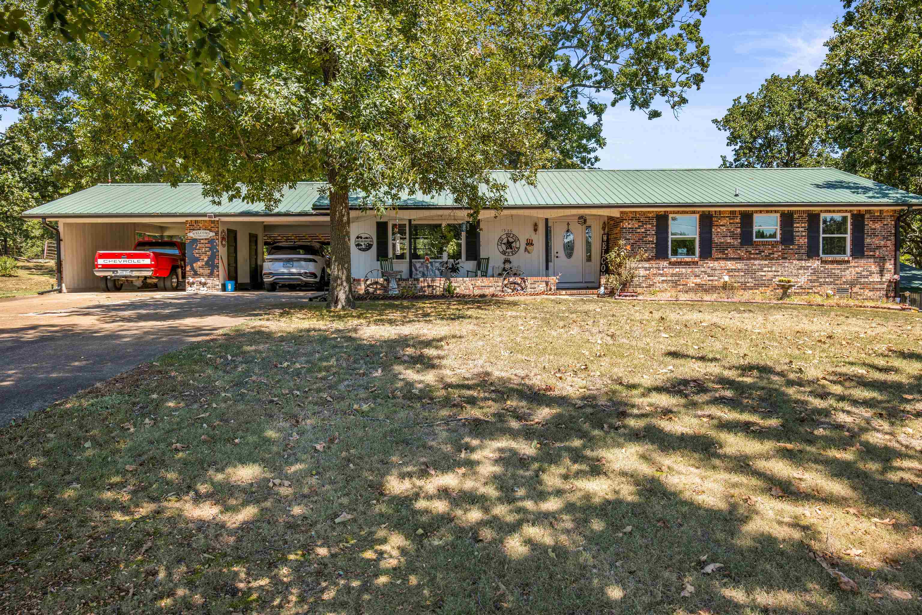 1586 Highway 62/412 East Property Photo 1