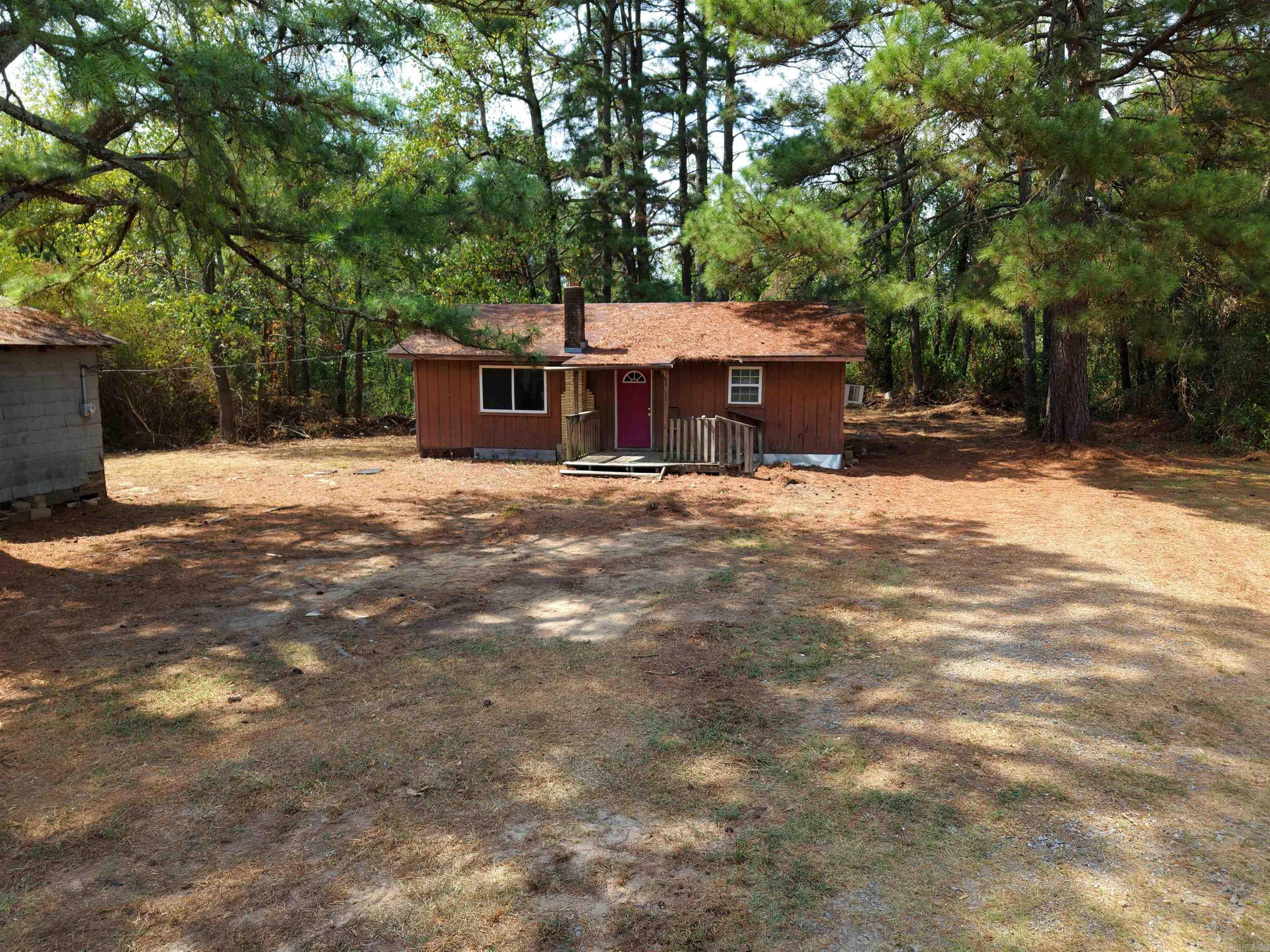 2715 Hwy 70 W Property Photo 1