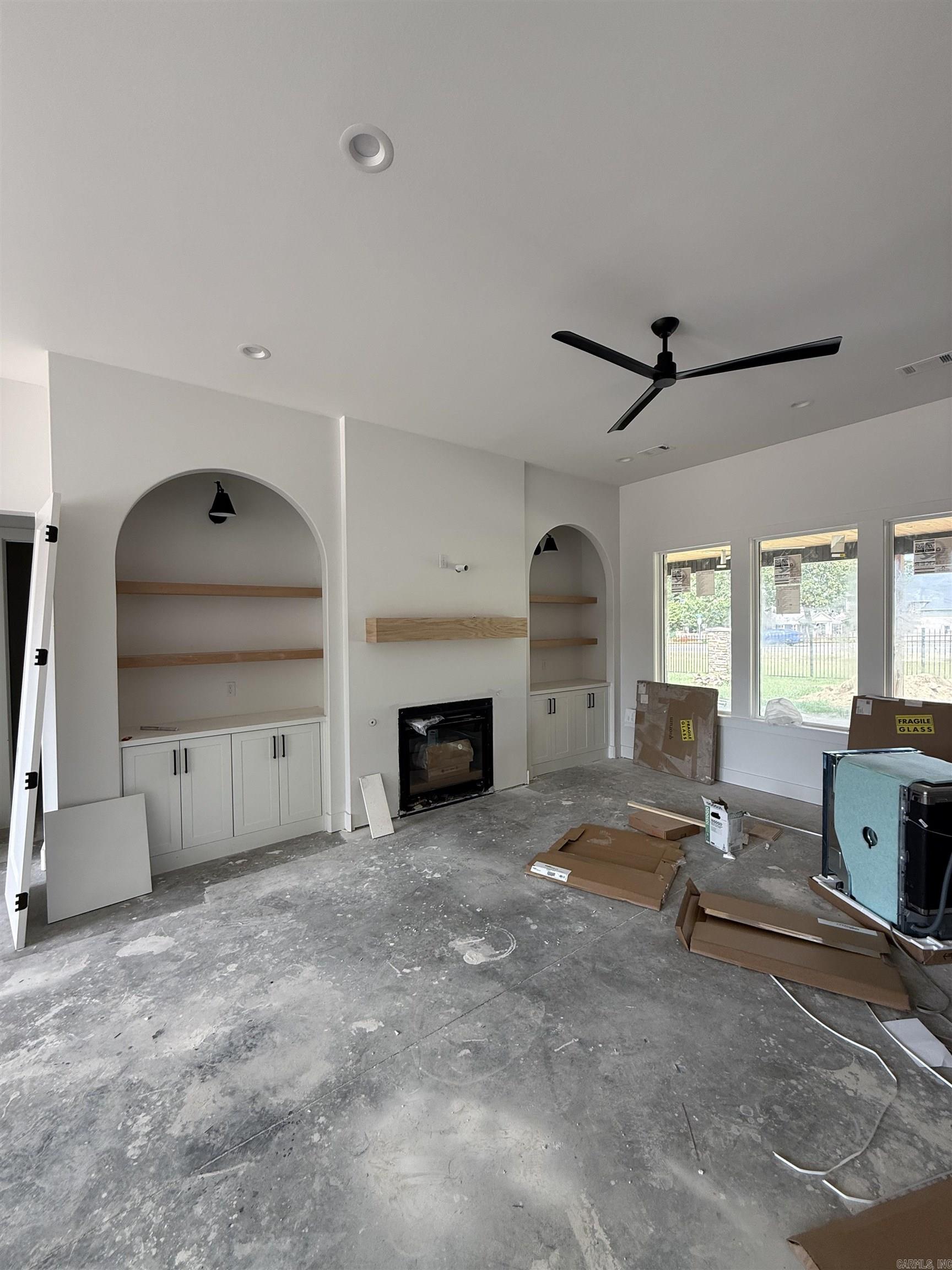 209 Arlington Park Drive Property Photo 2
