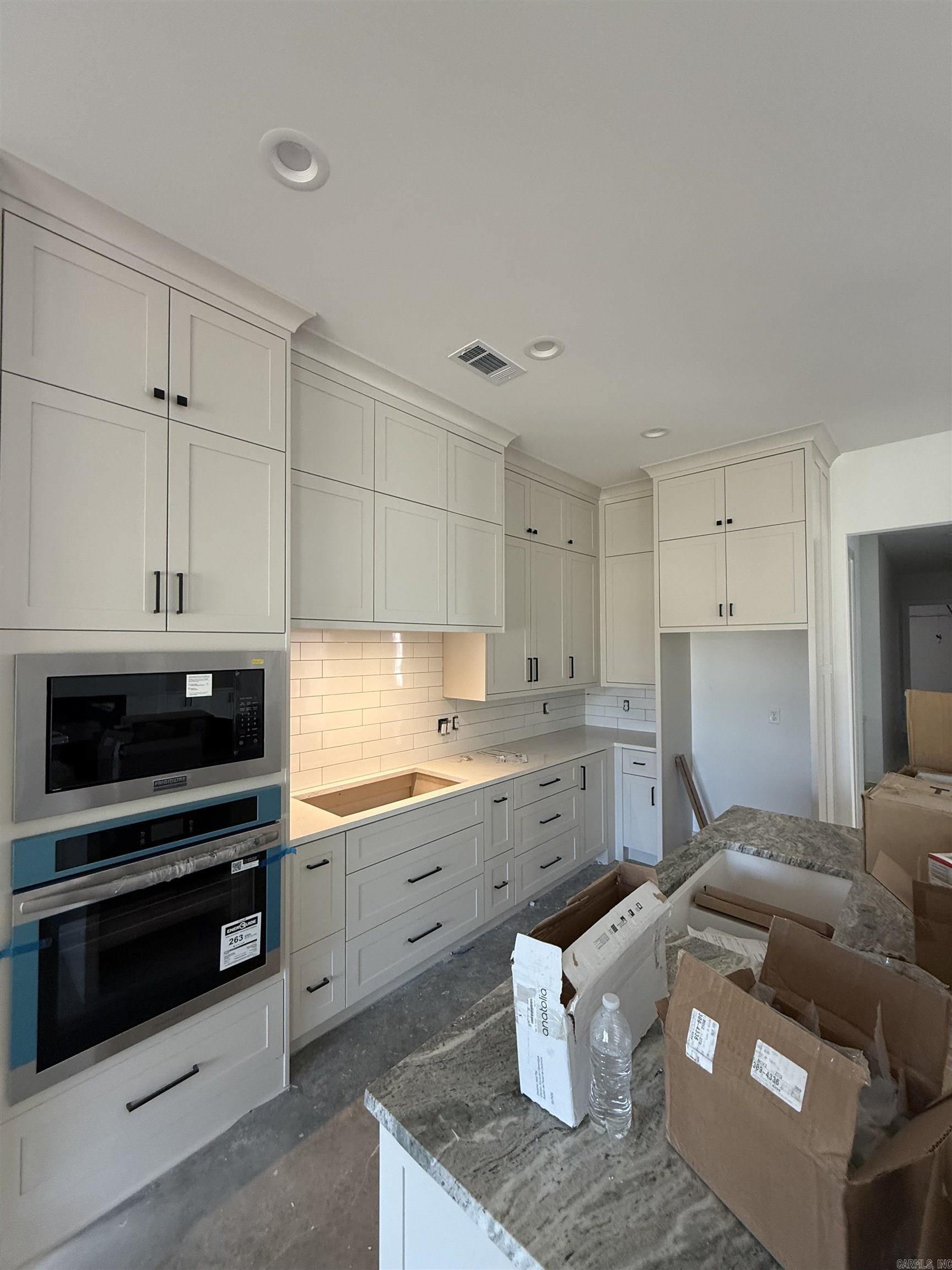 209 Arlington Park Drive Property Photo 3
