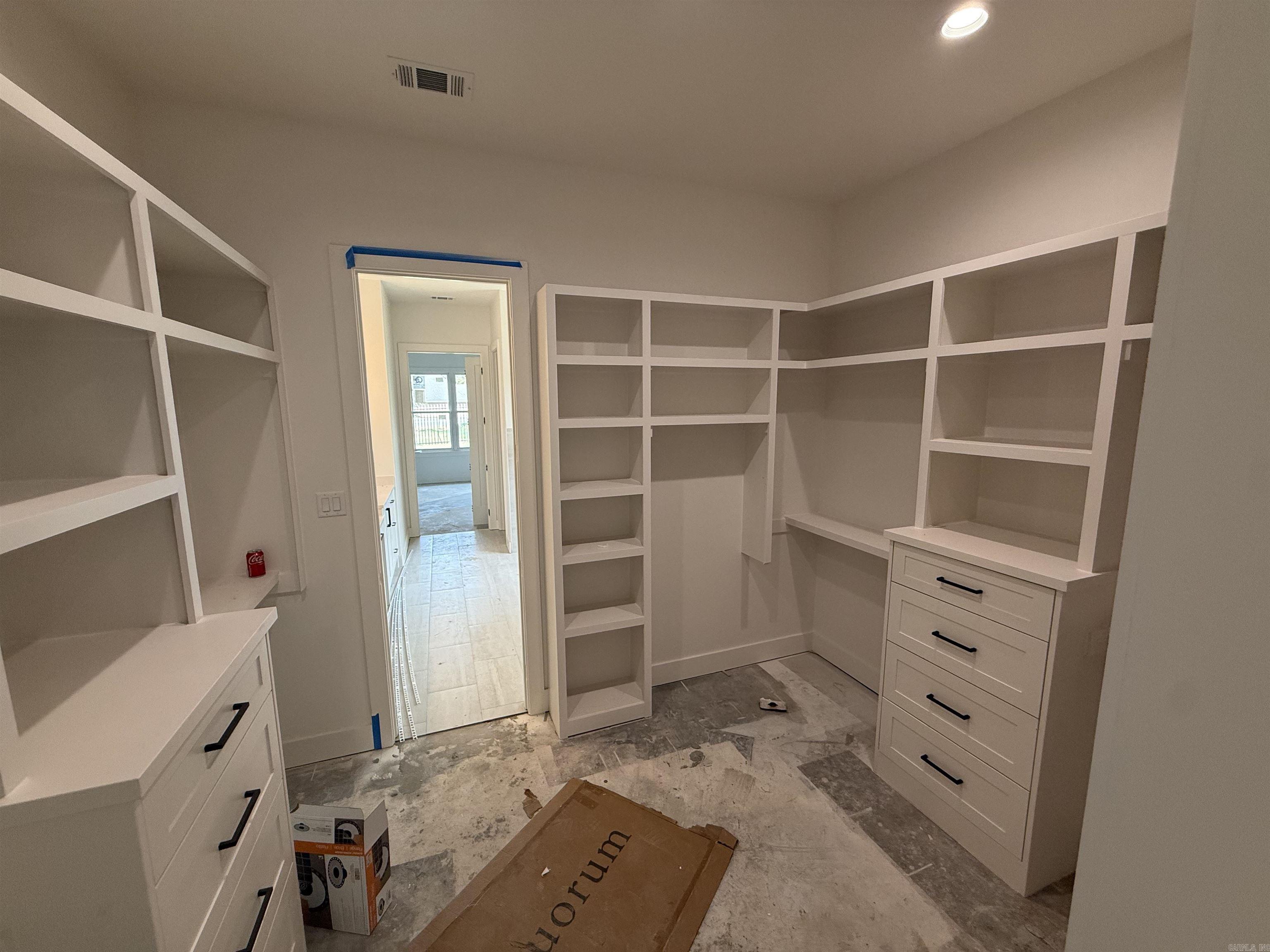 209 Arlington Park Drive Property Photo 6