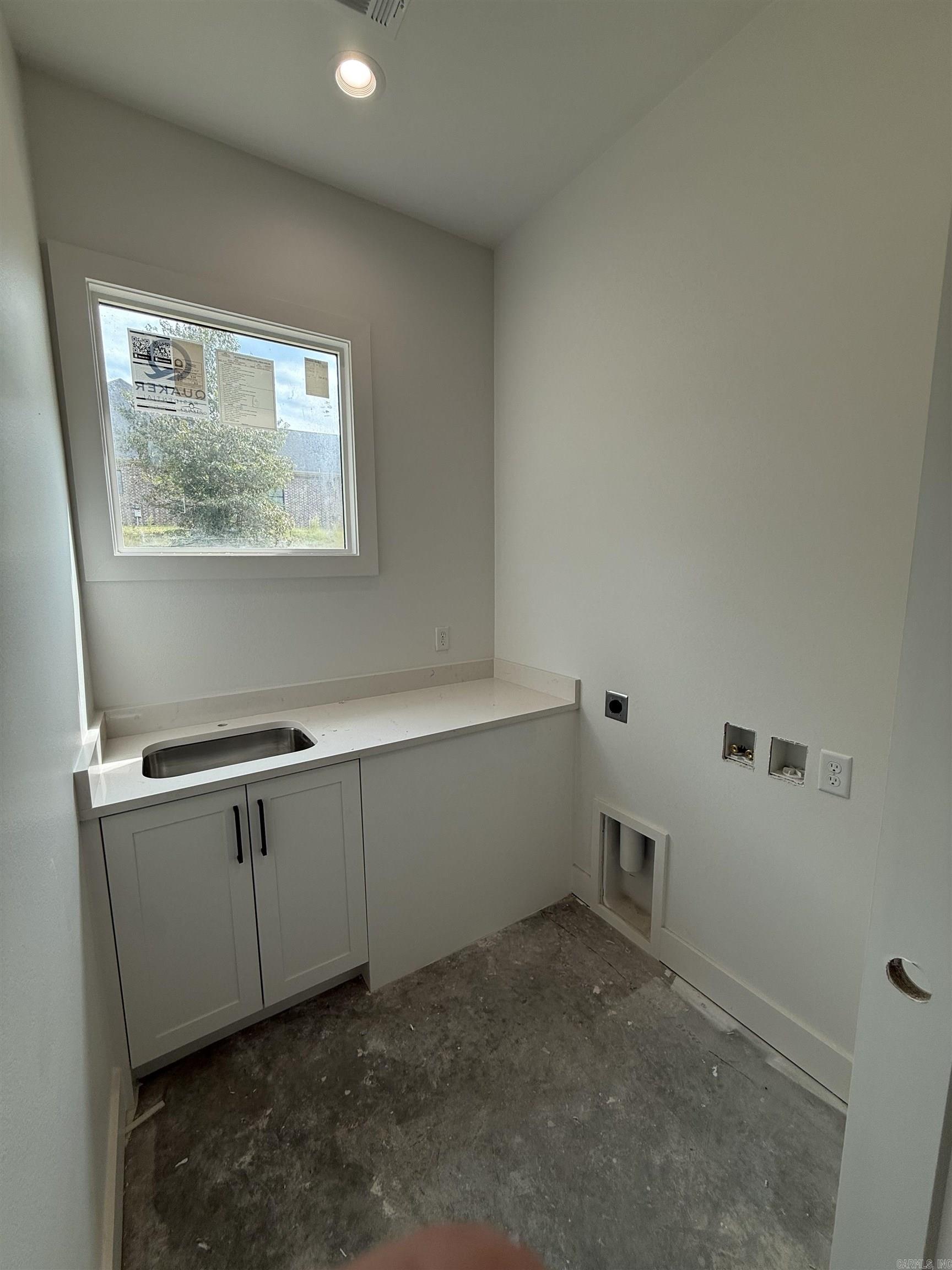 209 Arlington Park Drive Property Photo 8