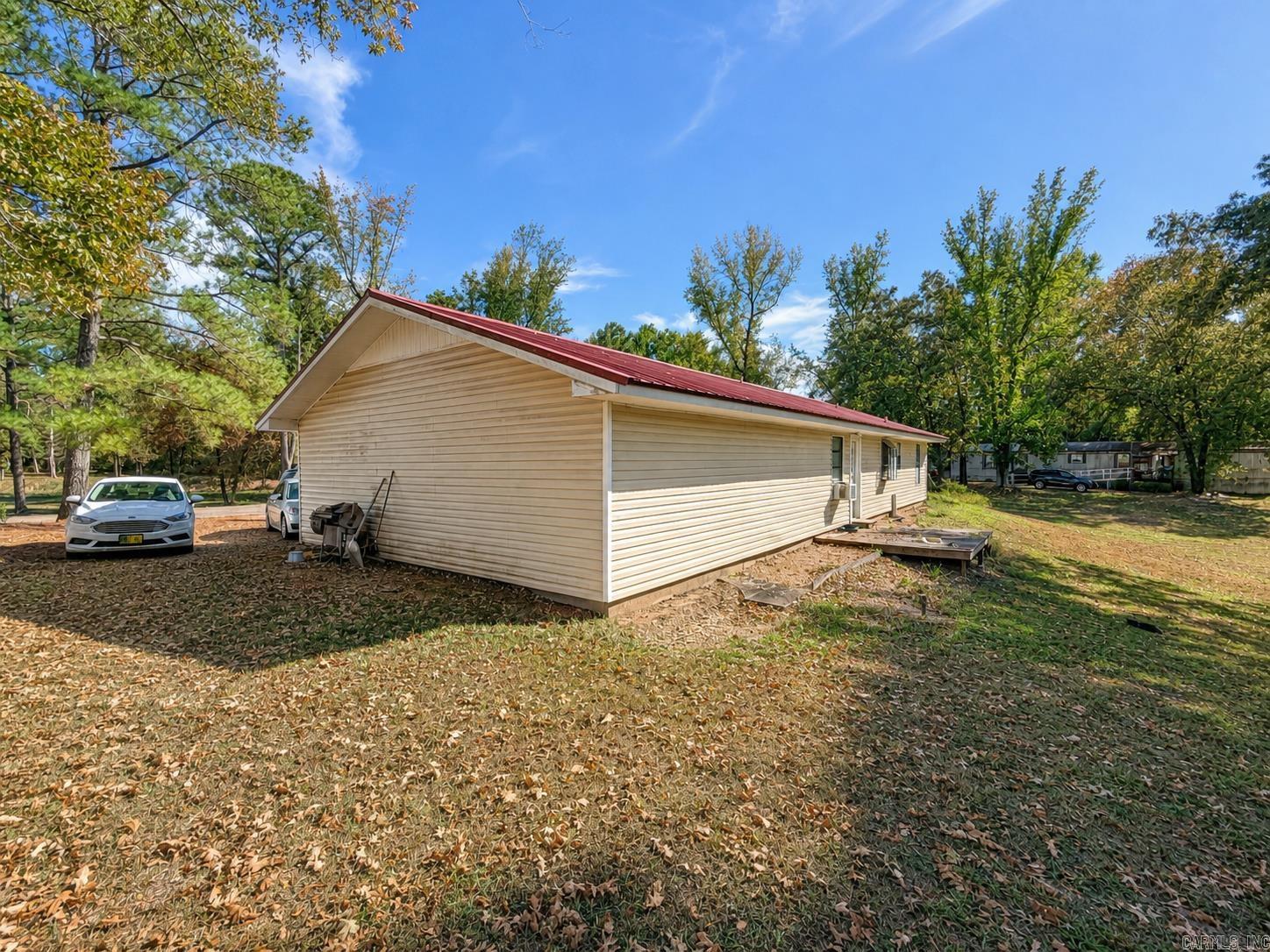 659 Crosstrails Road Property Photo 3