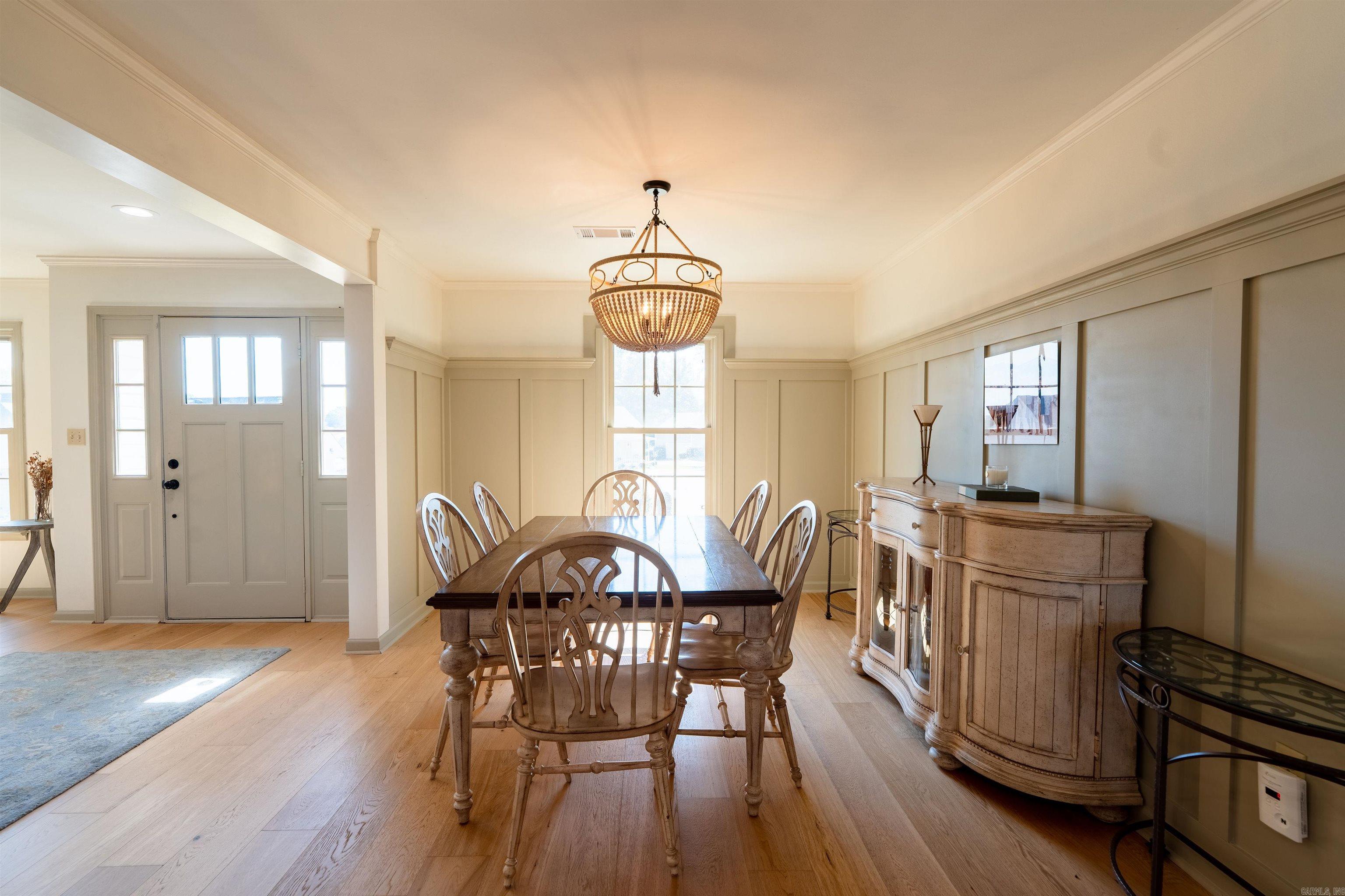 5 White Oak Court Property Photo 6