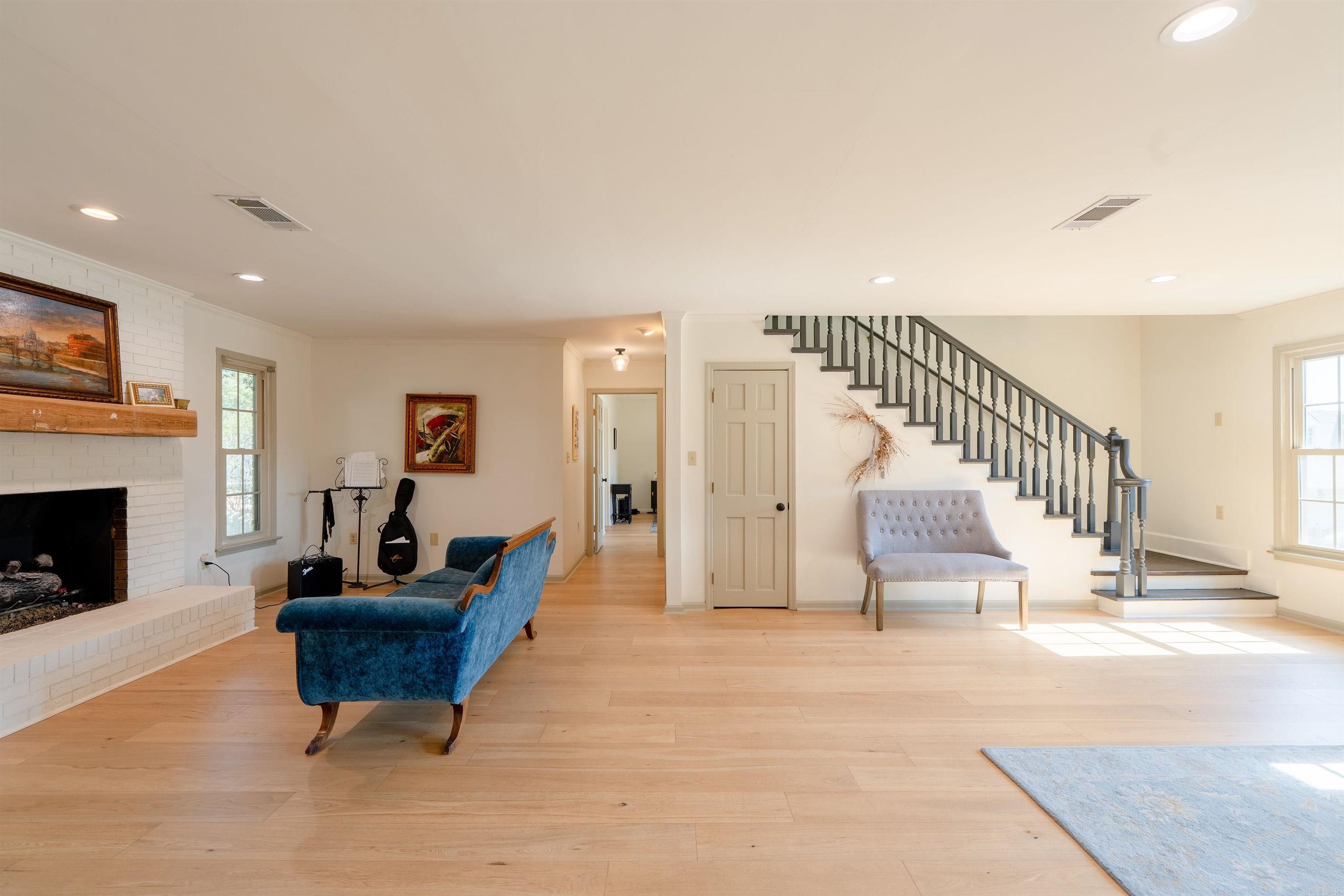 5 White Oak Court Property Photo 8