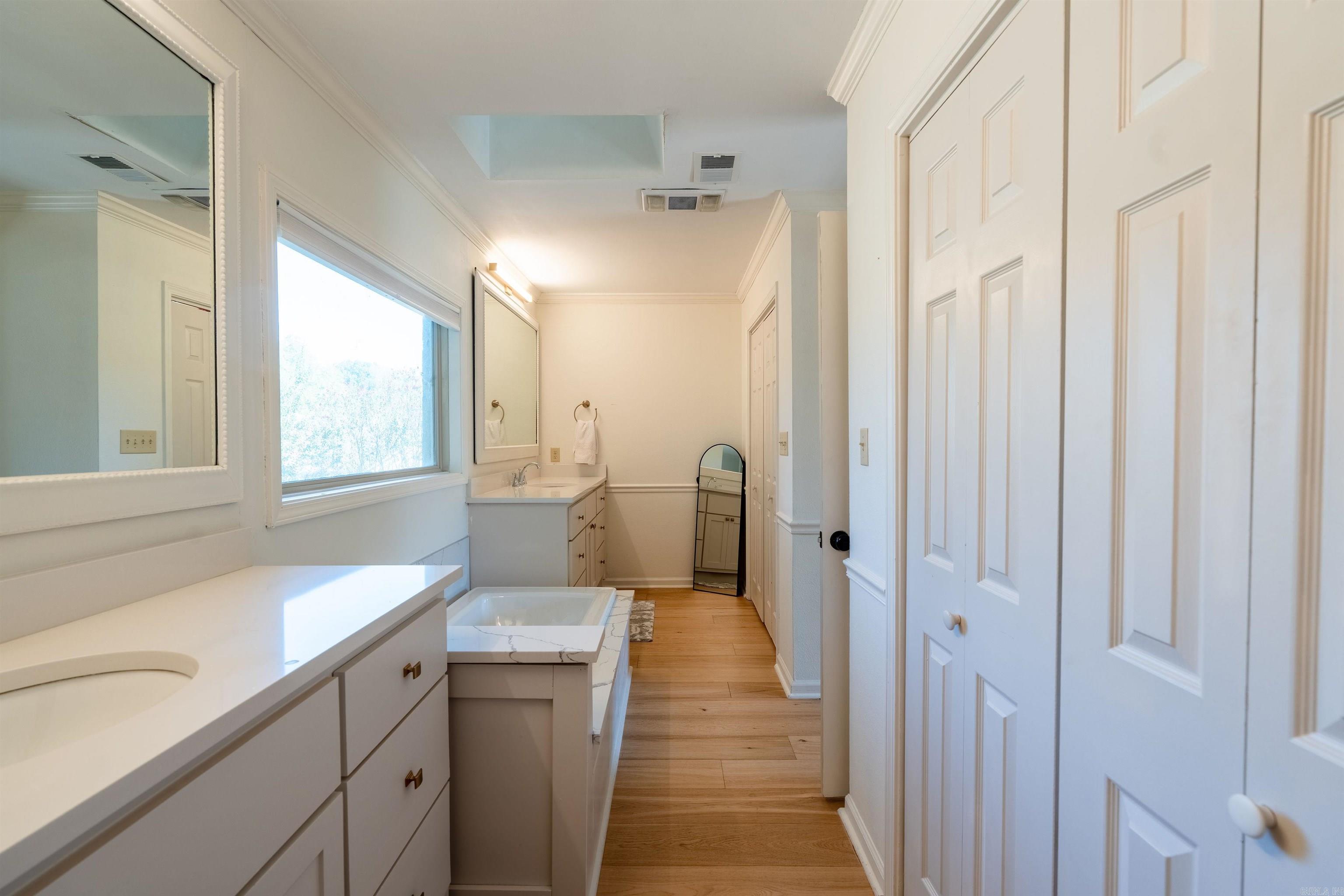 5 White Oak Court Property Photo 30