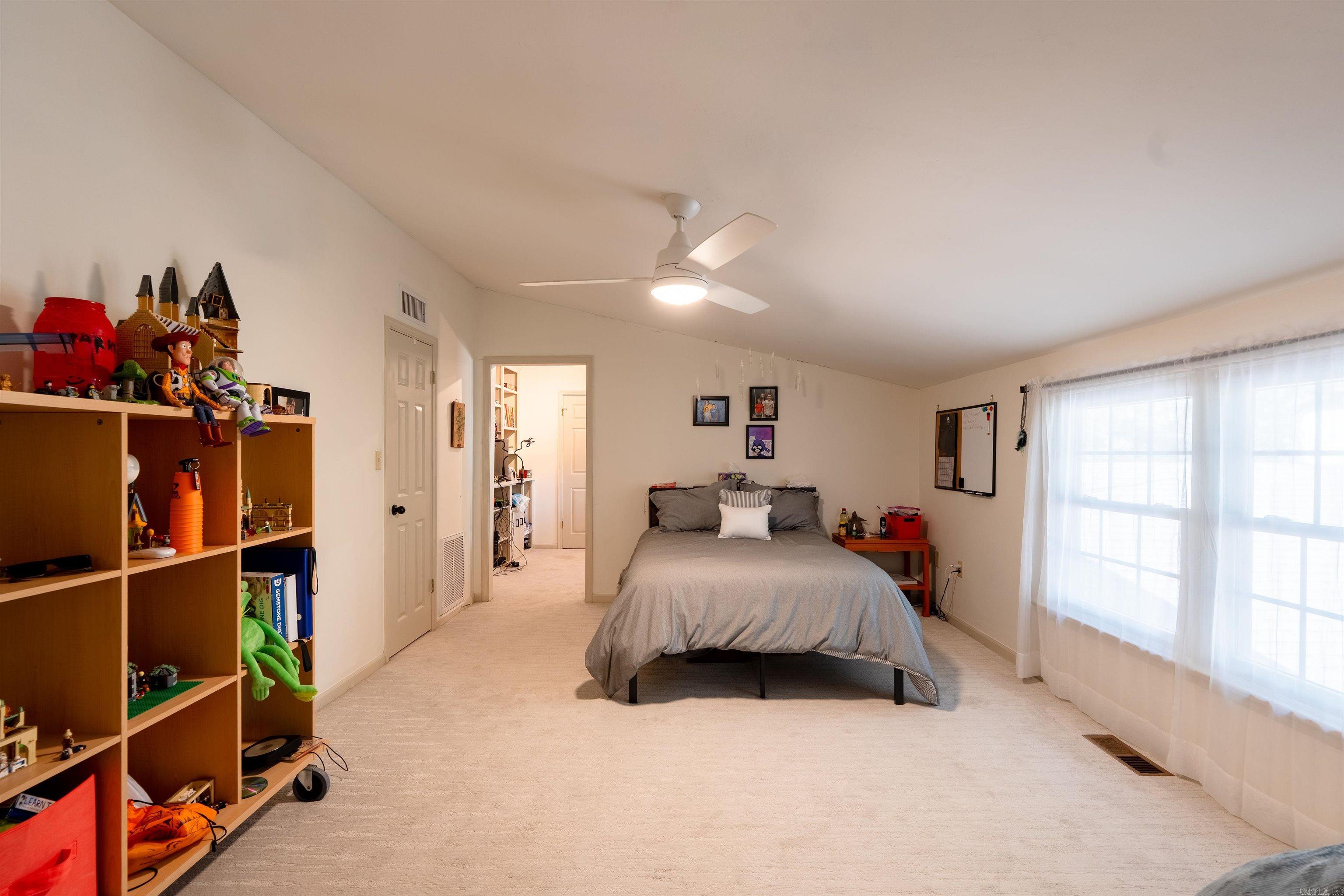 5 White Oak Court Property Photo 40