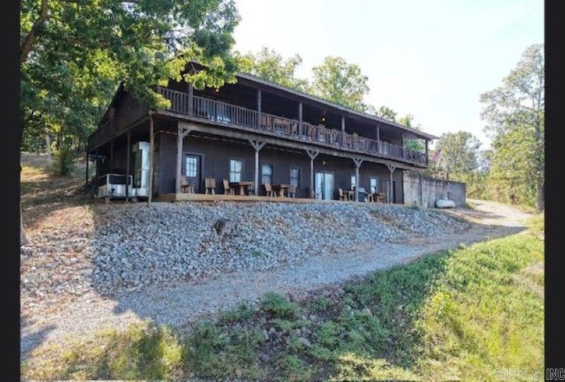 1097 Summitt Road Property Photo 1