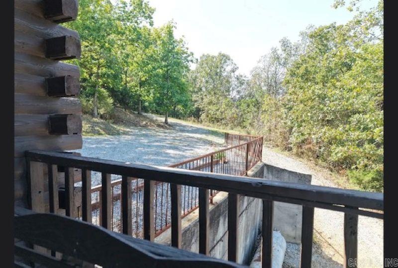 1097 Summitt Road Property Photo 2