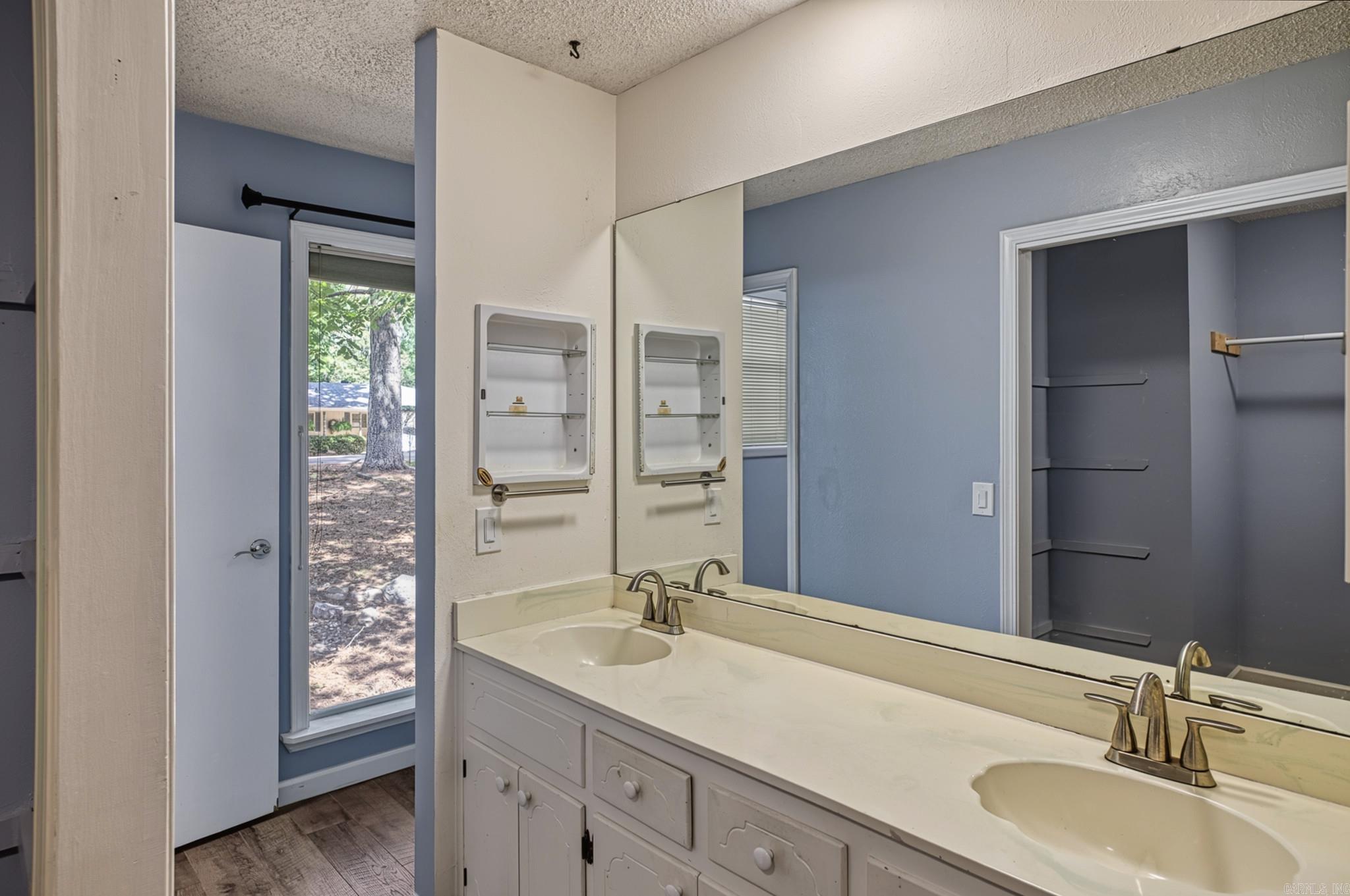 68 Sierra Drive Property Photo 15