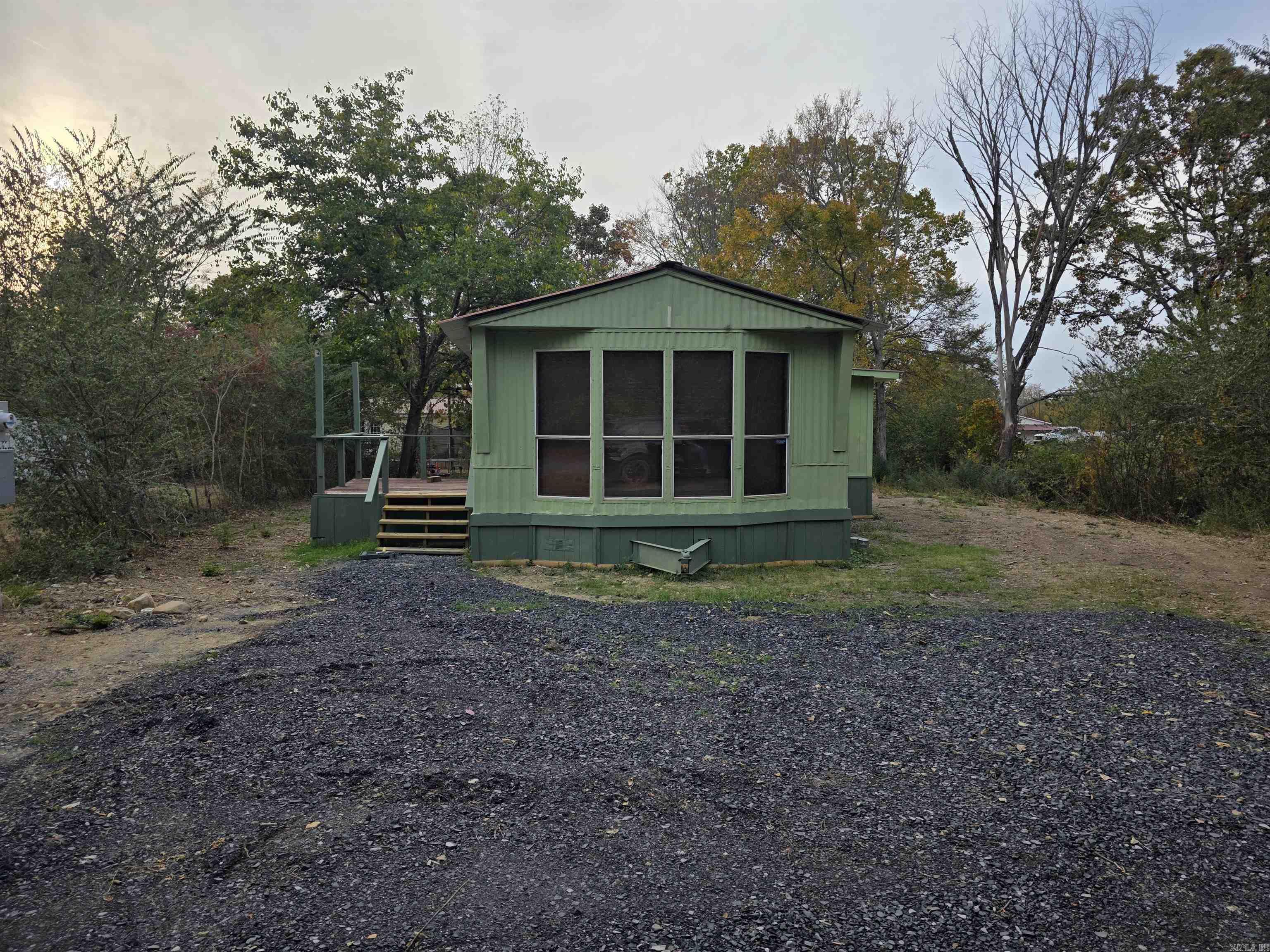 26039869 Property Photo 1