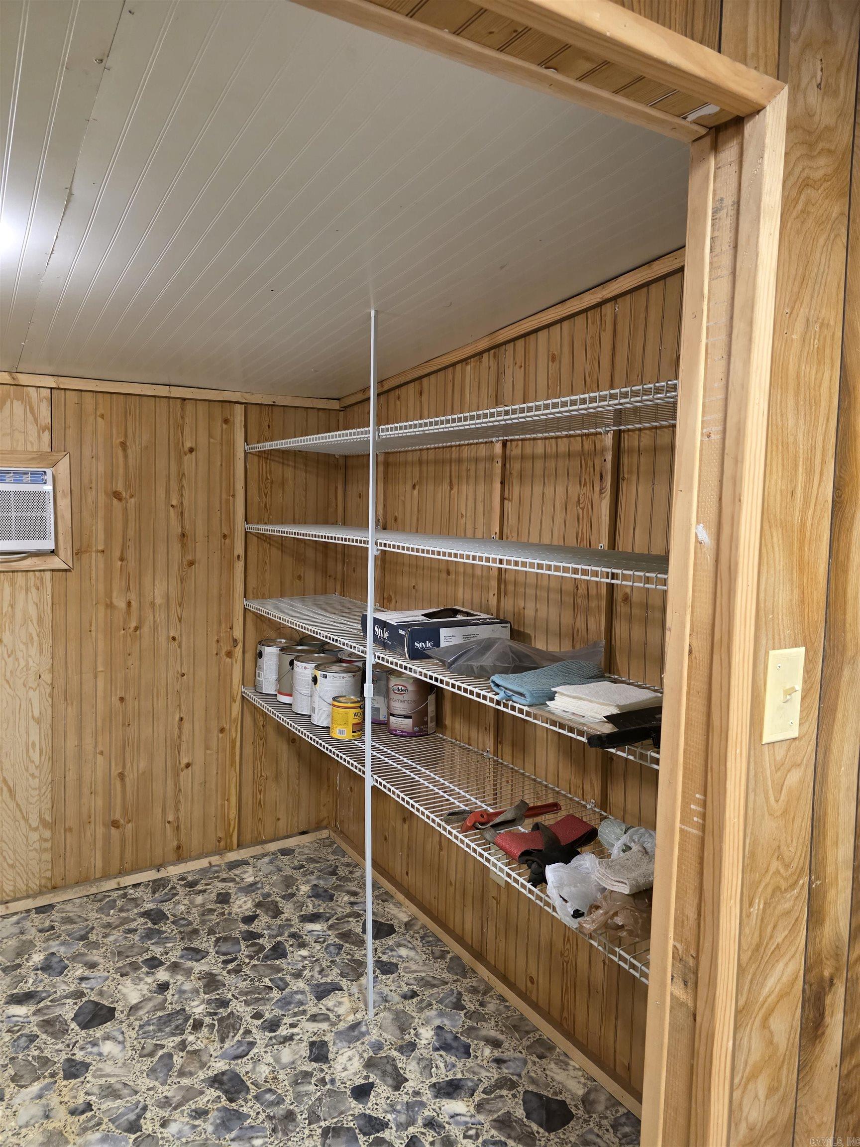 26039869 Property Photo 13