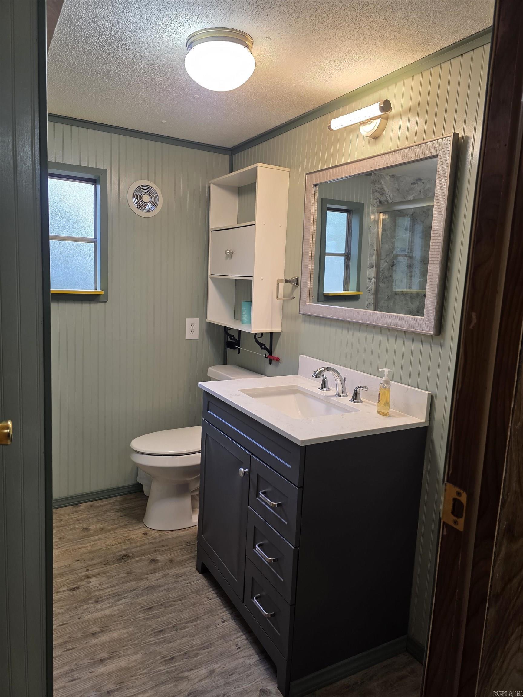 26039869 Property Photo 18