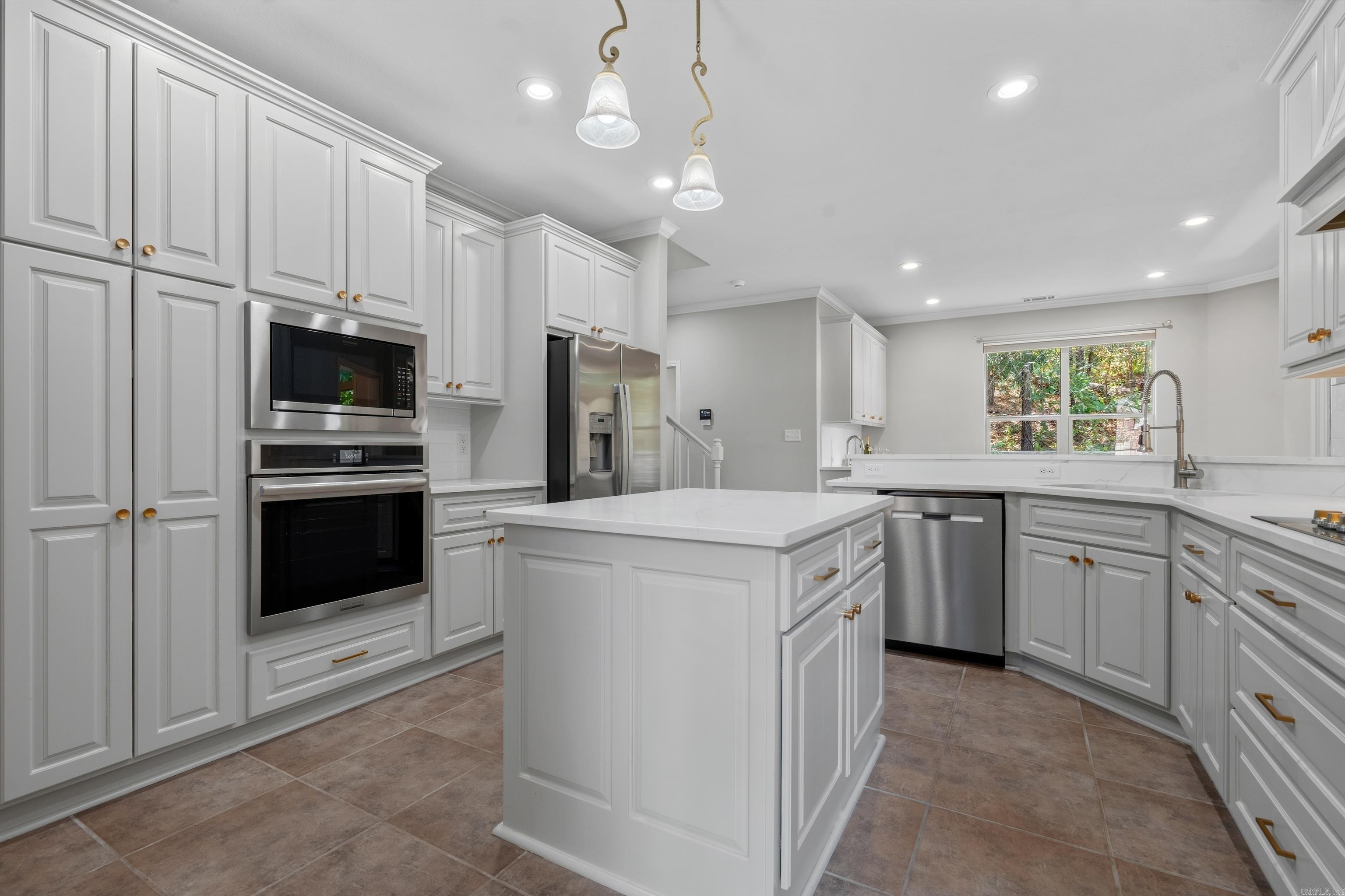 121 Burchwood Bay Cove Property Photo 2