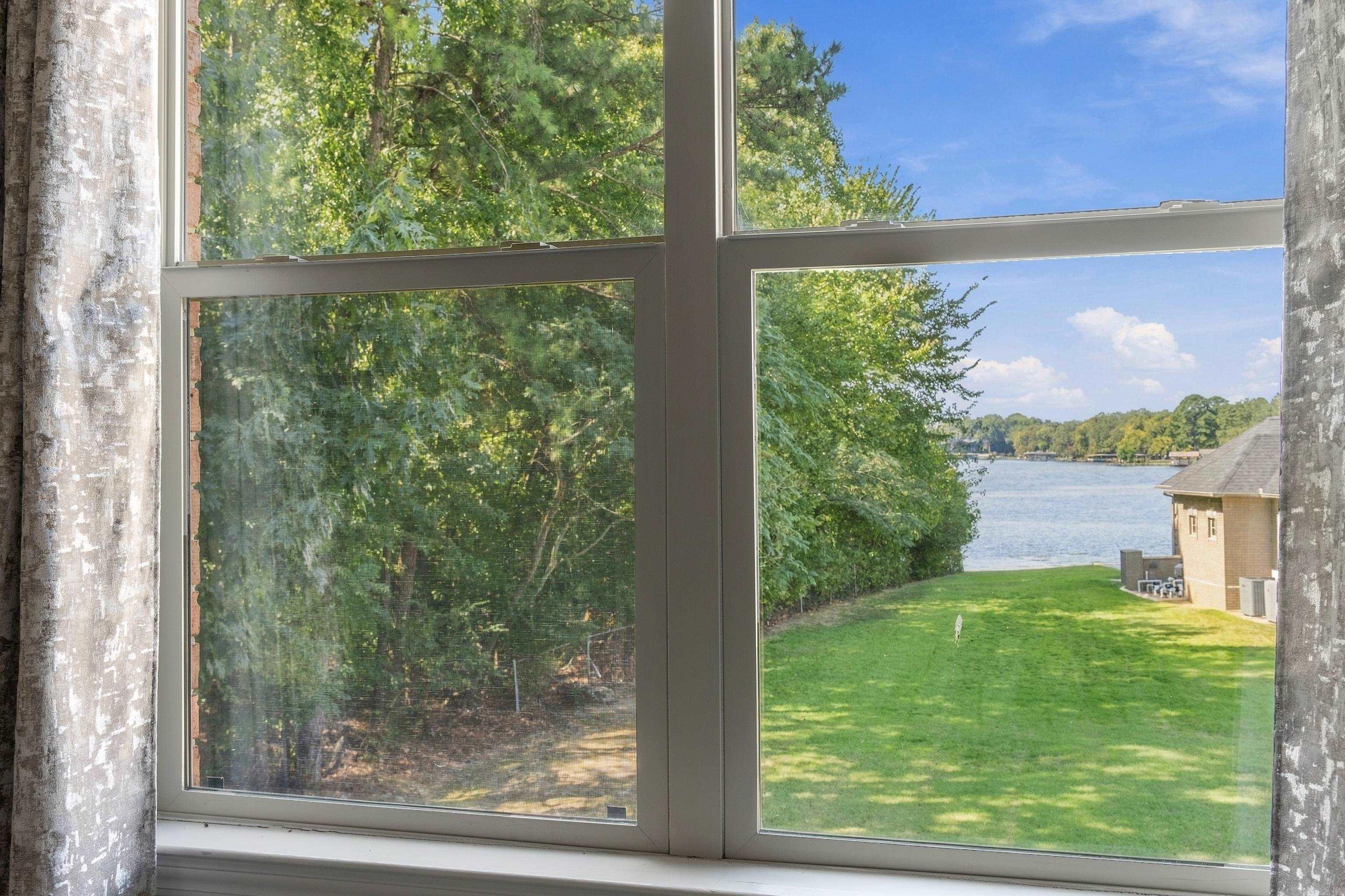 121 Burchwood Bay Cove Property Photo 7