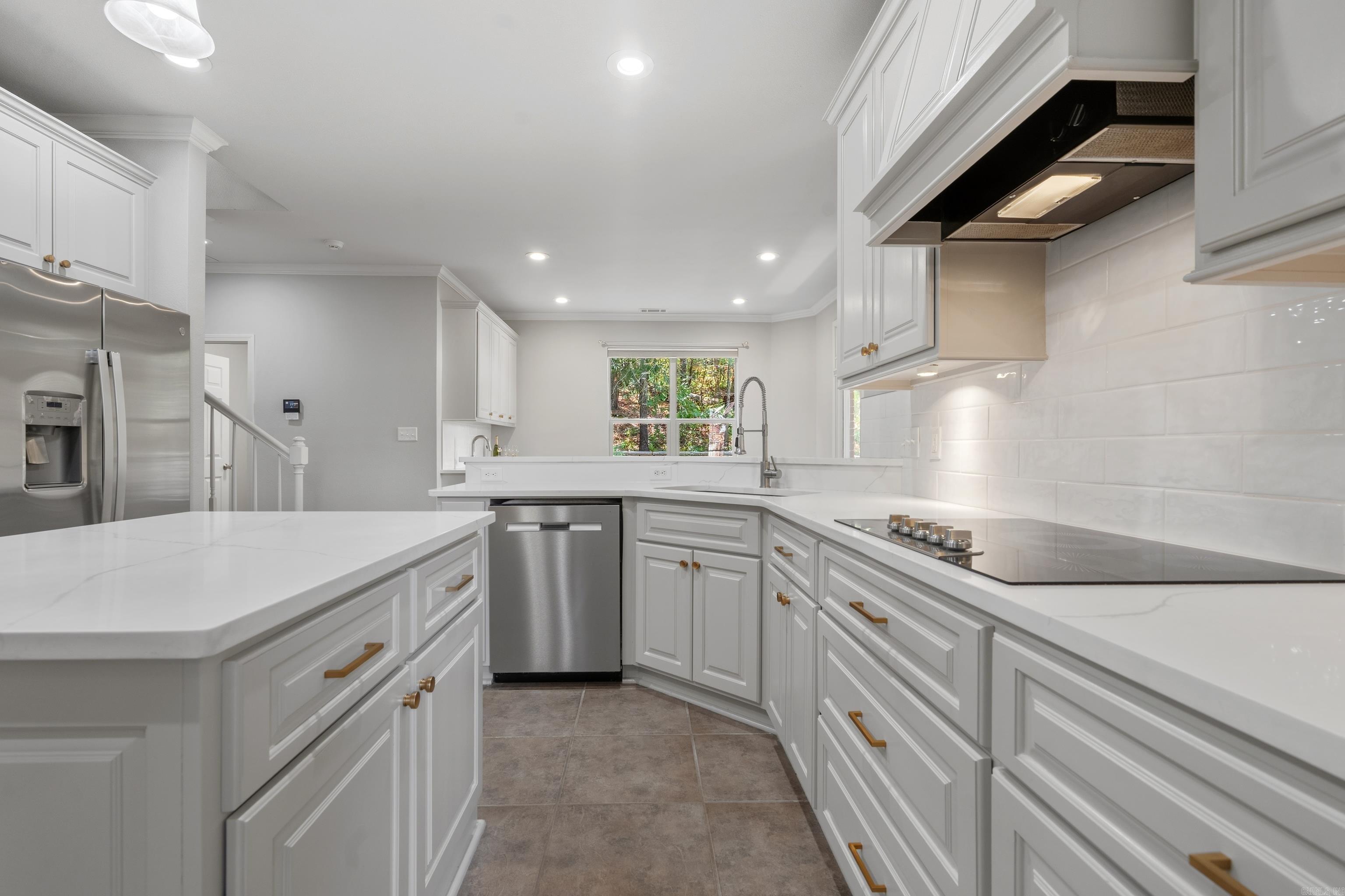 121 Burchwood Bay Cove Property Photo 14