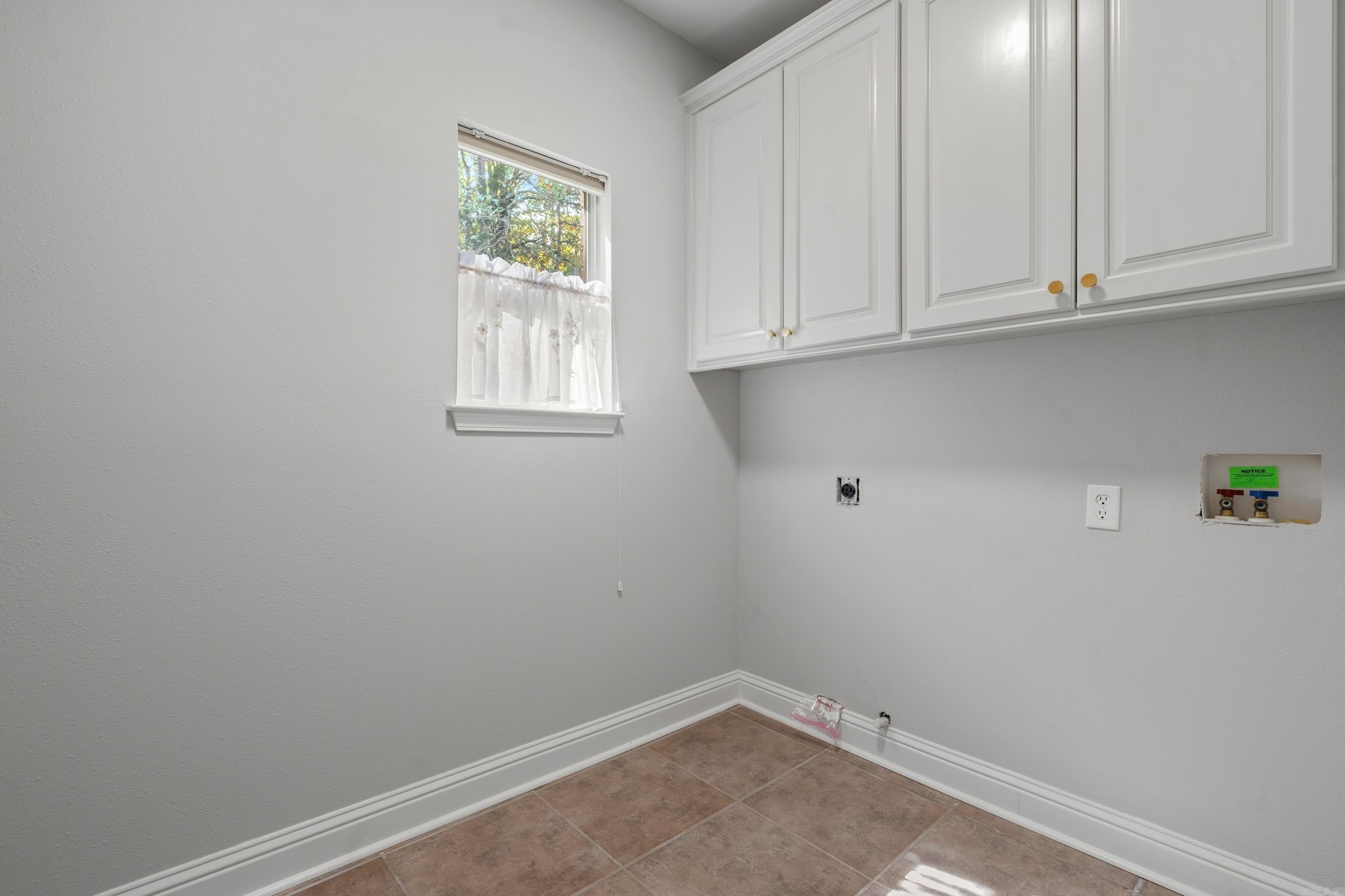 121 Burchwood Bay Cove Property Photo 41