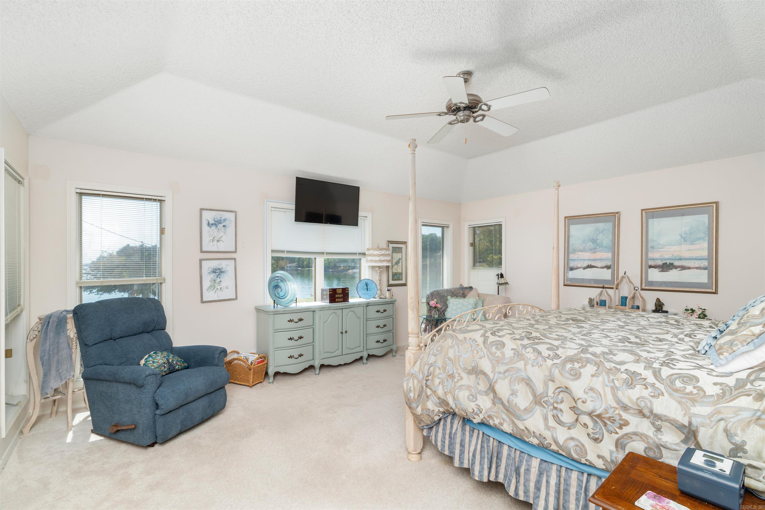 8 Heraldia Lane Property Photo 15