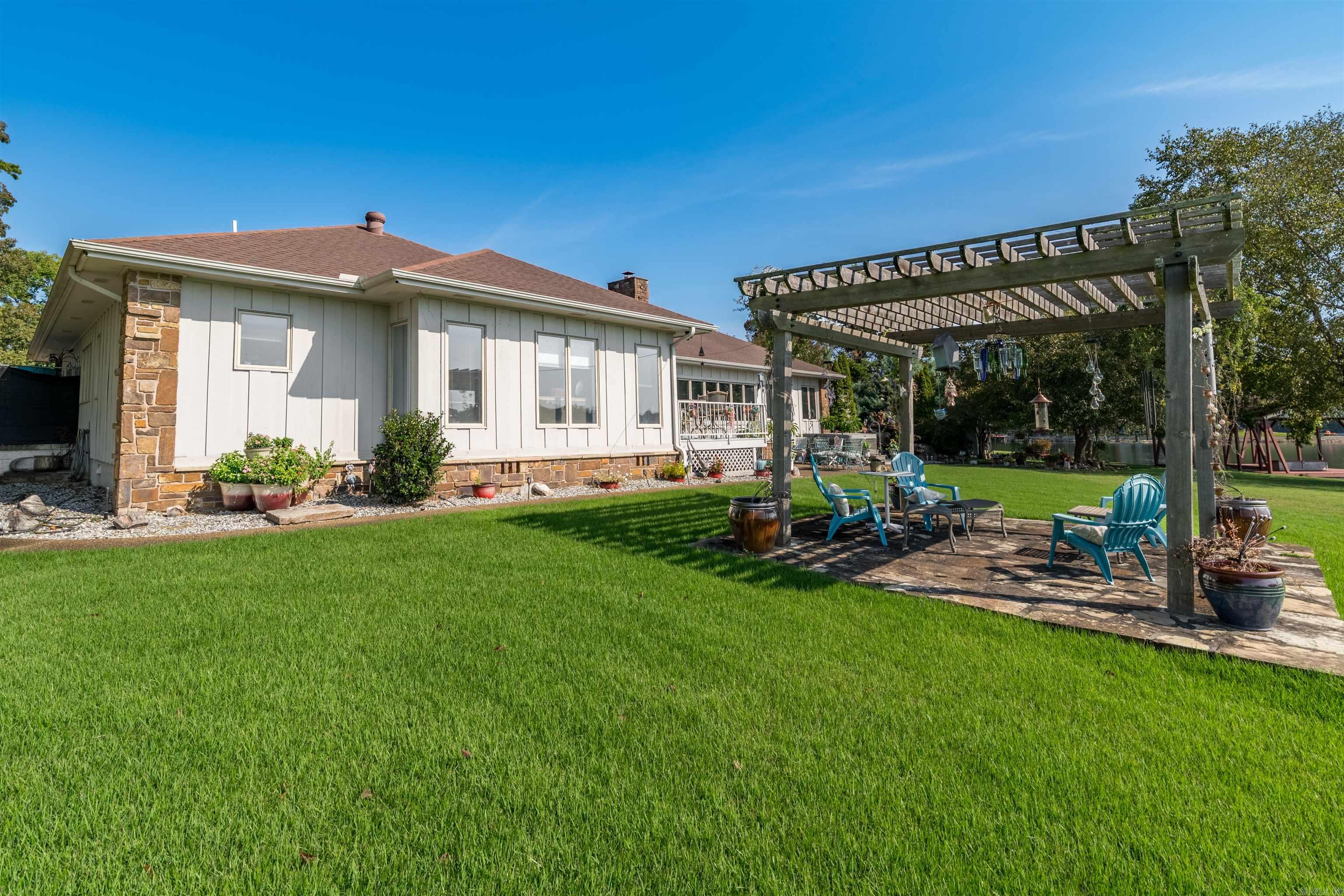 8 Heraldia Lane Property Photo 40