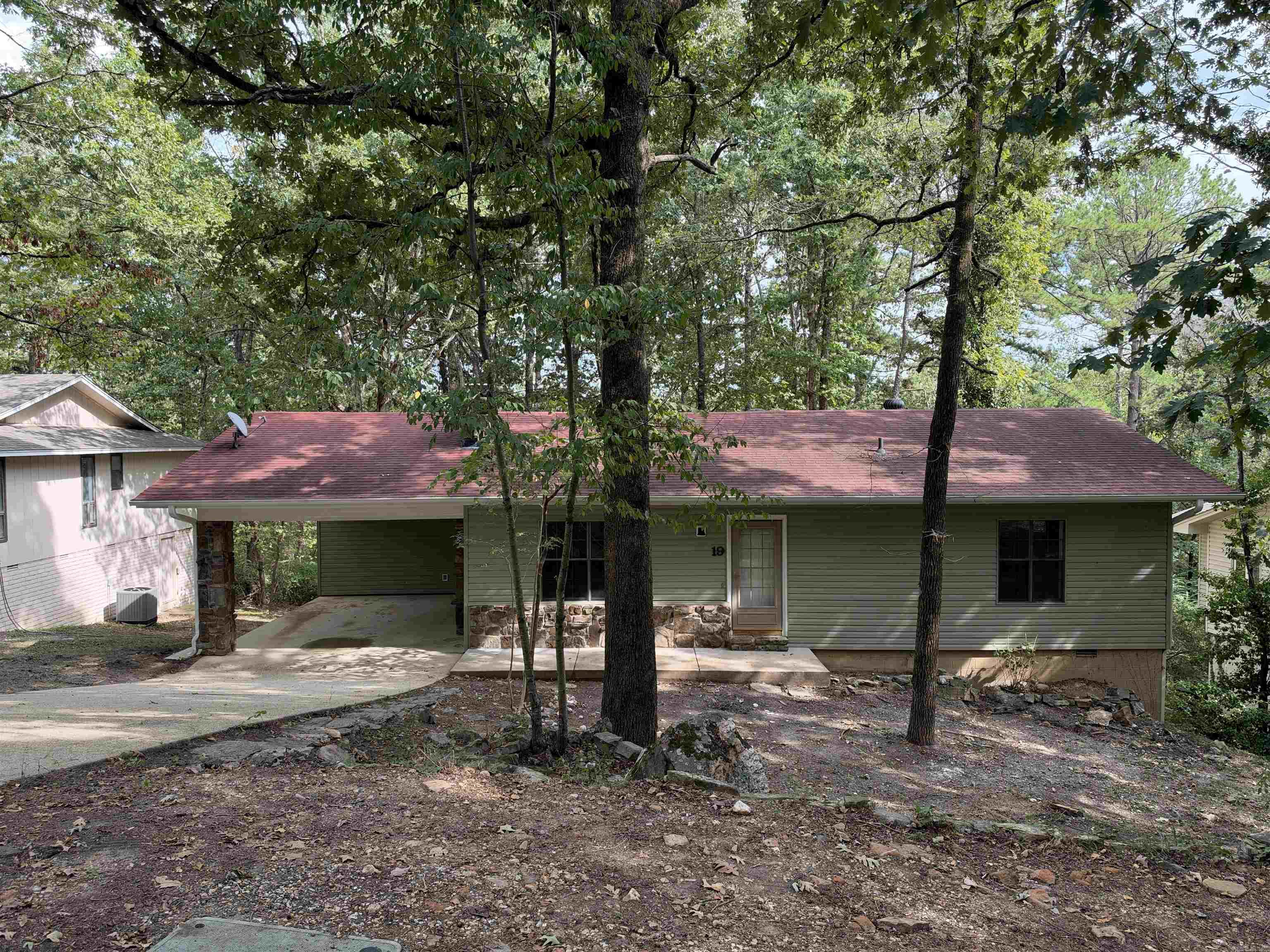 19 Malaga Circle Property Photo 1