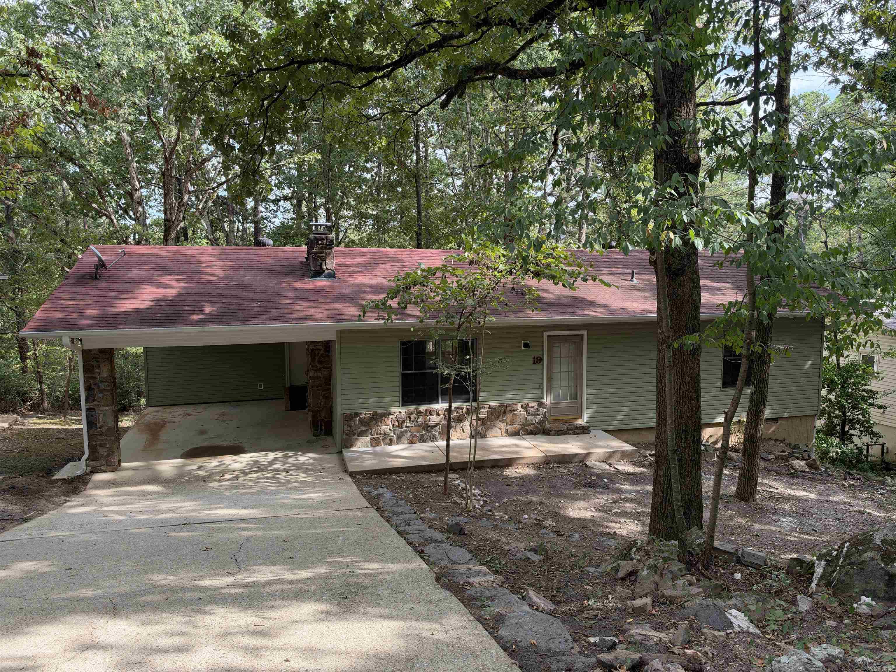 19 Malaga Circle Property Photo 2